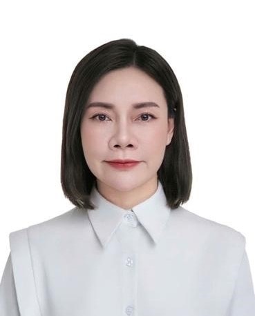 Chị Huyền anh