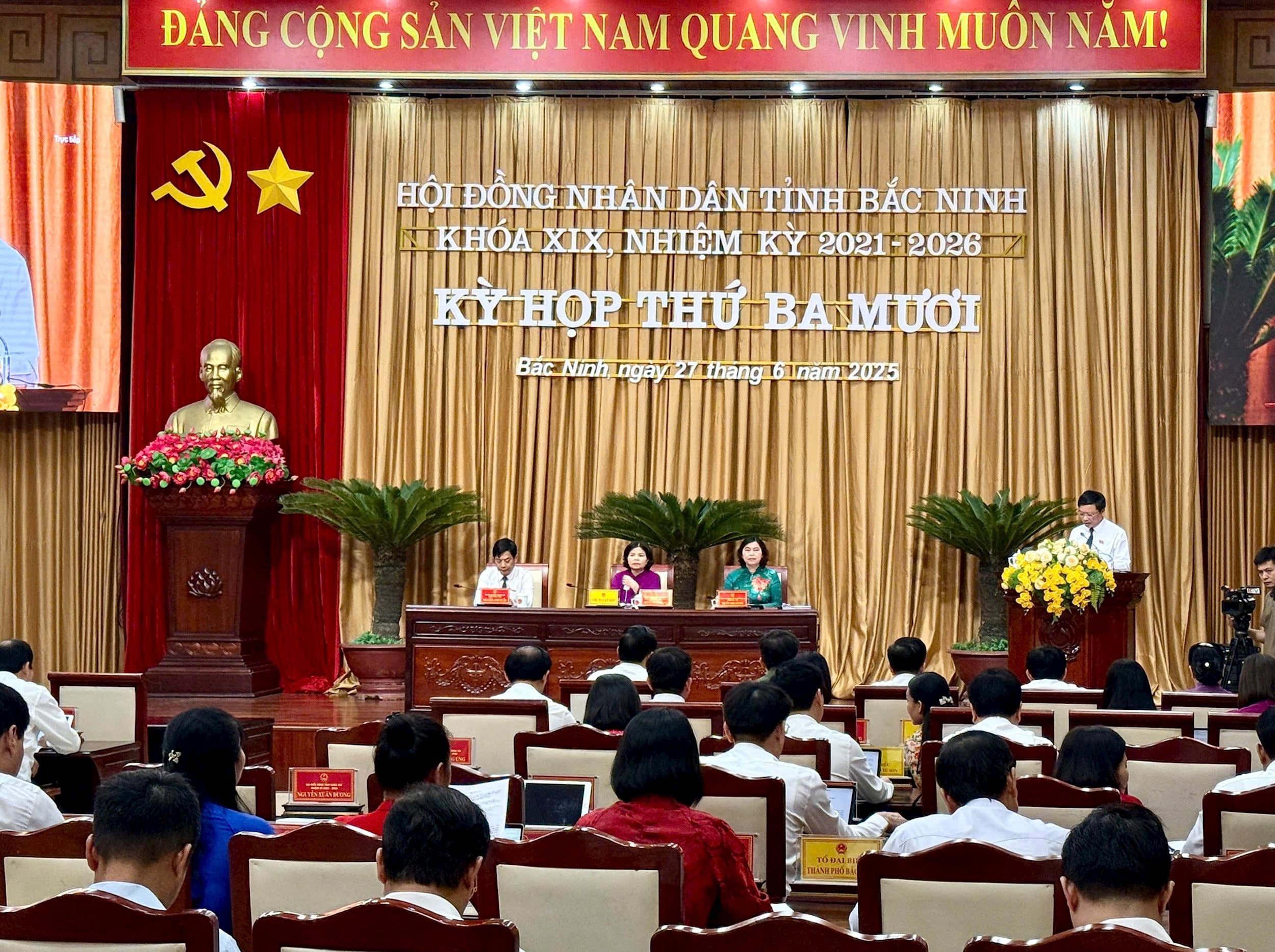Toàn cảnh kyd họp