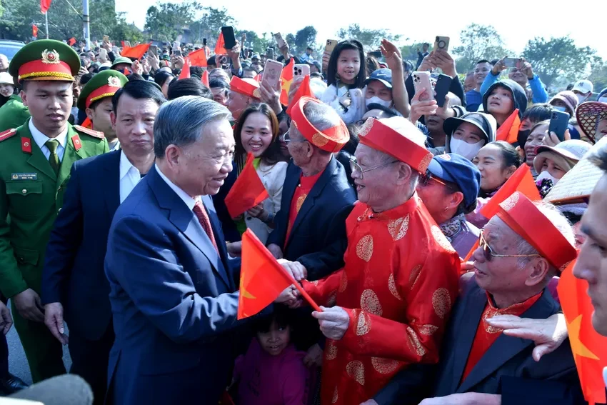 tong-bi-thu-to-lam-de-nghi-bac-ninh-thi-diem-mo-hinh-chinh-quyen-do-thi-4-5856-1608.jpg.webp