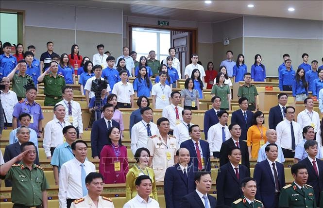 vna_potal_le_ky_niem_110_nam_ngay_sinh_tong_bi_thu_nguyen_van_linh_stand.jpg