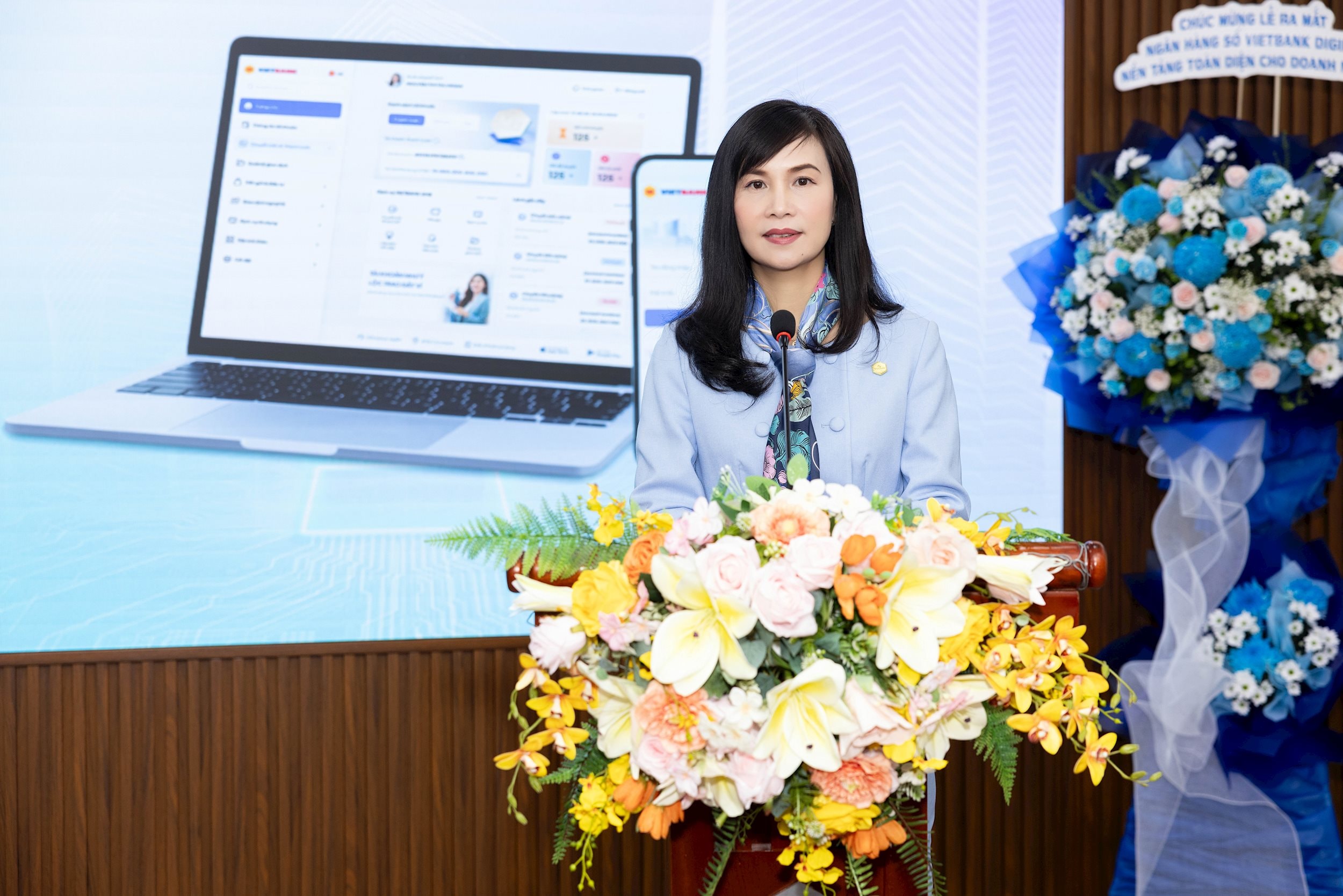 Bà Trần Tuấn Anh - Tổng Giám đốc Vietbank phát biểu tại buổi Lễ