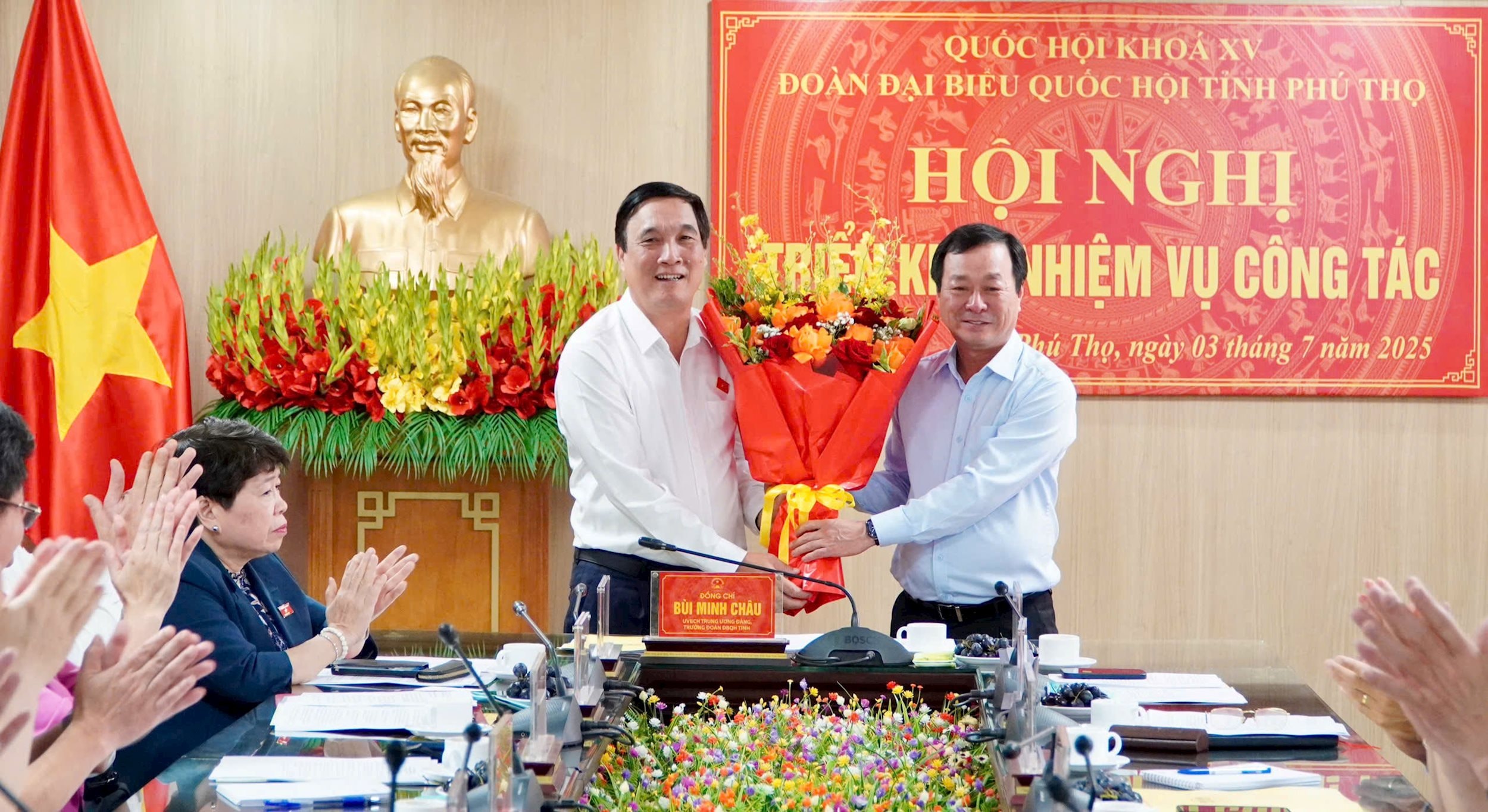 108d4171503t1202l2-anh-1.jpg