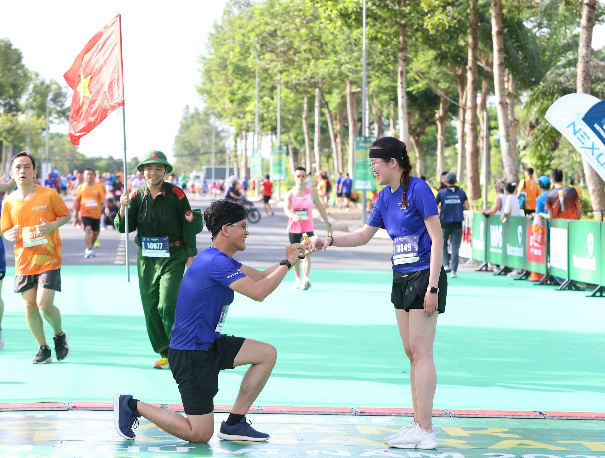chạy 7