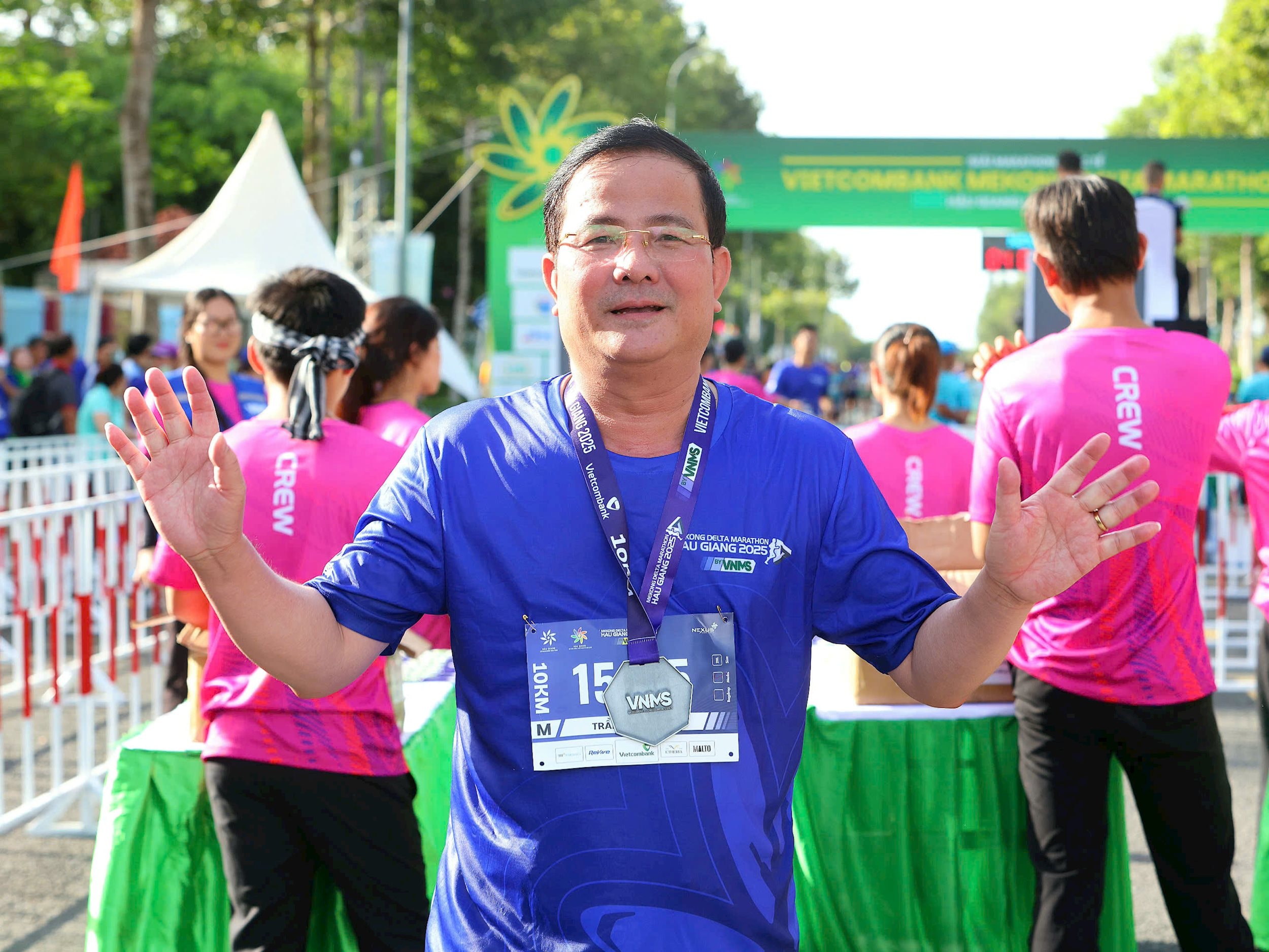 chạy 9