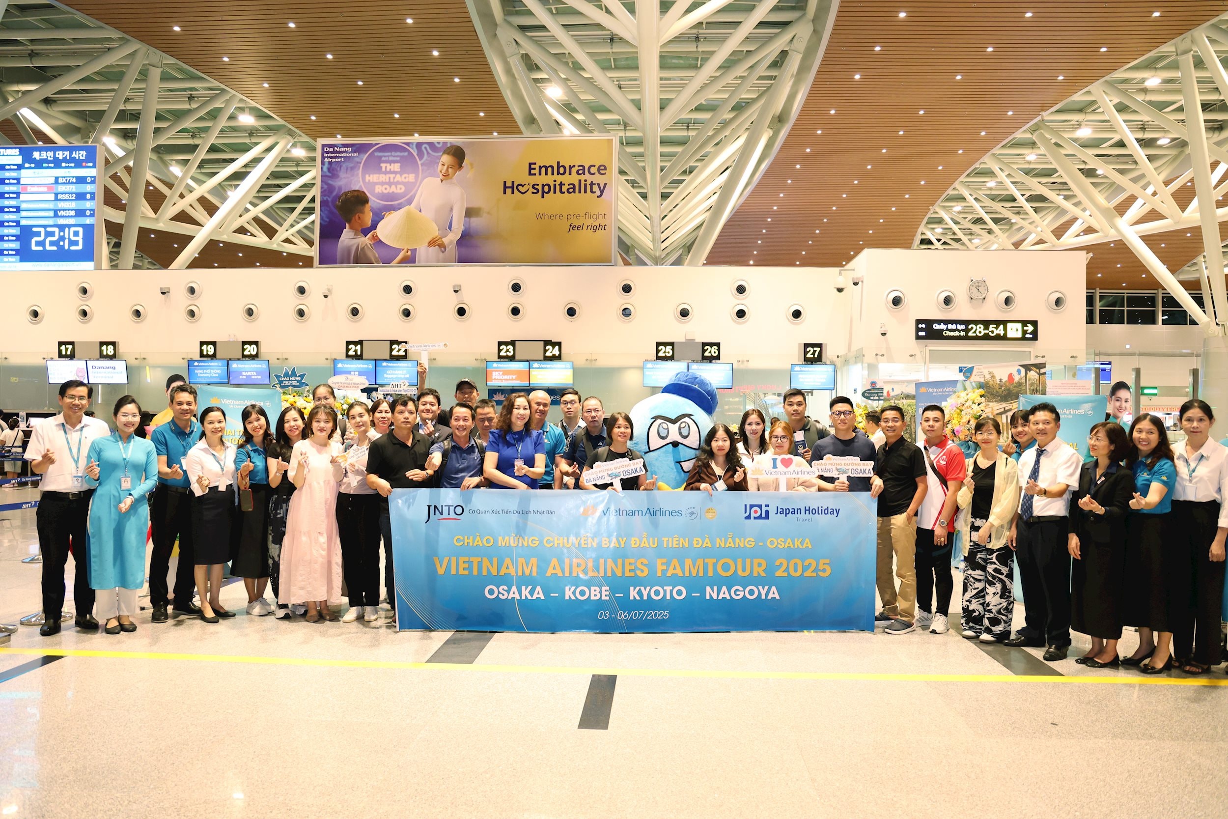 Ảnh 1- Vietnam Airlines khai trương đường bay thẳng kết nối hai thành phố biển Đà Nẵng - Osaka. Ảnh VNA