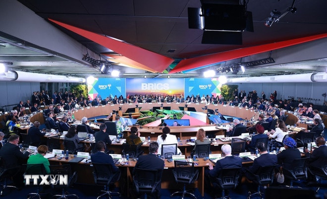 Phiên thảo luận cấp cao Hội nghị Thượng đỉnh BRICS mở rộng 2025 về chủ đề: ttxvn-thu-tuong-phat-bieu-tai-phien-thao-luan-cap-cao-hoi-nghi-thuong-dinh-brics-mo-rong-2025-8134368-5.jpg