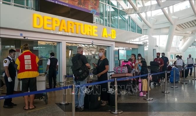Passengers at Ngurah Rai airport in Bali resort island, Indonesia (File photo: AFP/VNA)