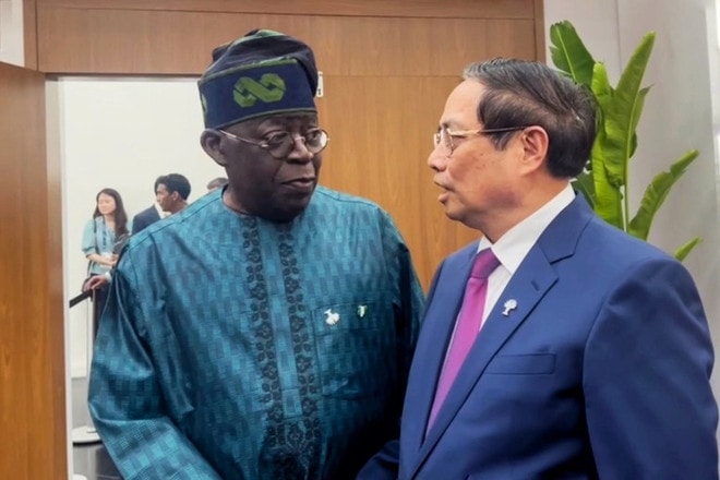 PM Pham Minh Chinh (R) and Nigerian President Bola Ahmed Tinubu (Photo: Government Portal) ni.jpg
