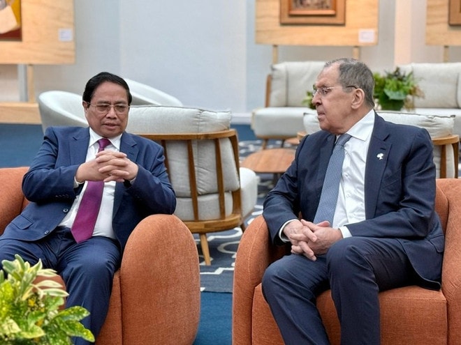 PM Pham Minh Chinh in a conversation with Russian Minister of Foreign Affairs Sergey Lavrov (Photo: Government Portal) PM Pham Minh Chinh in a conversation with Russian Minister of Foreign Affairs Sergey Lavrov (Photo: Government Portal)