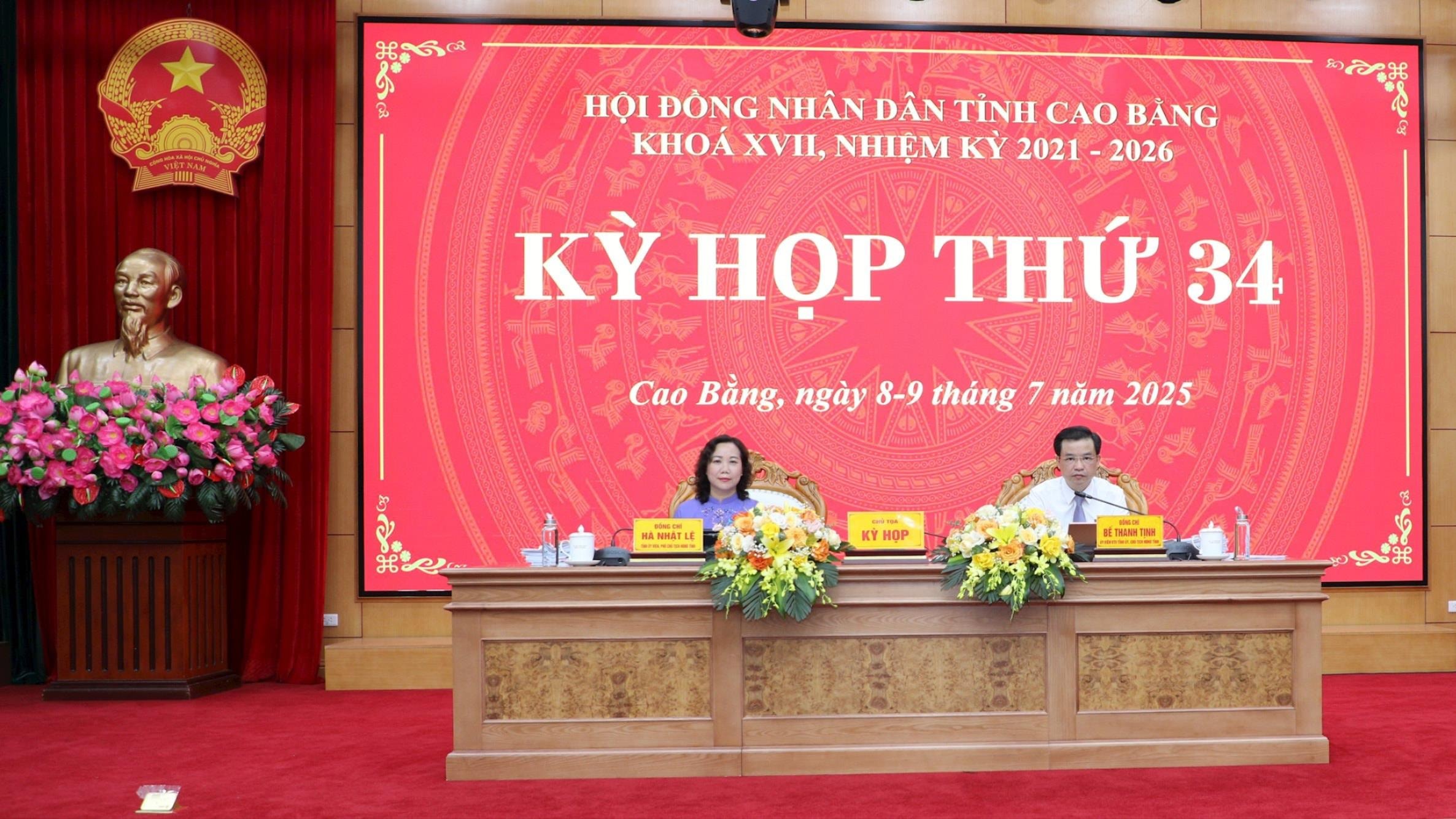 Chủ toạ điều hành kỳ họp