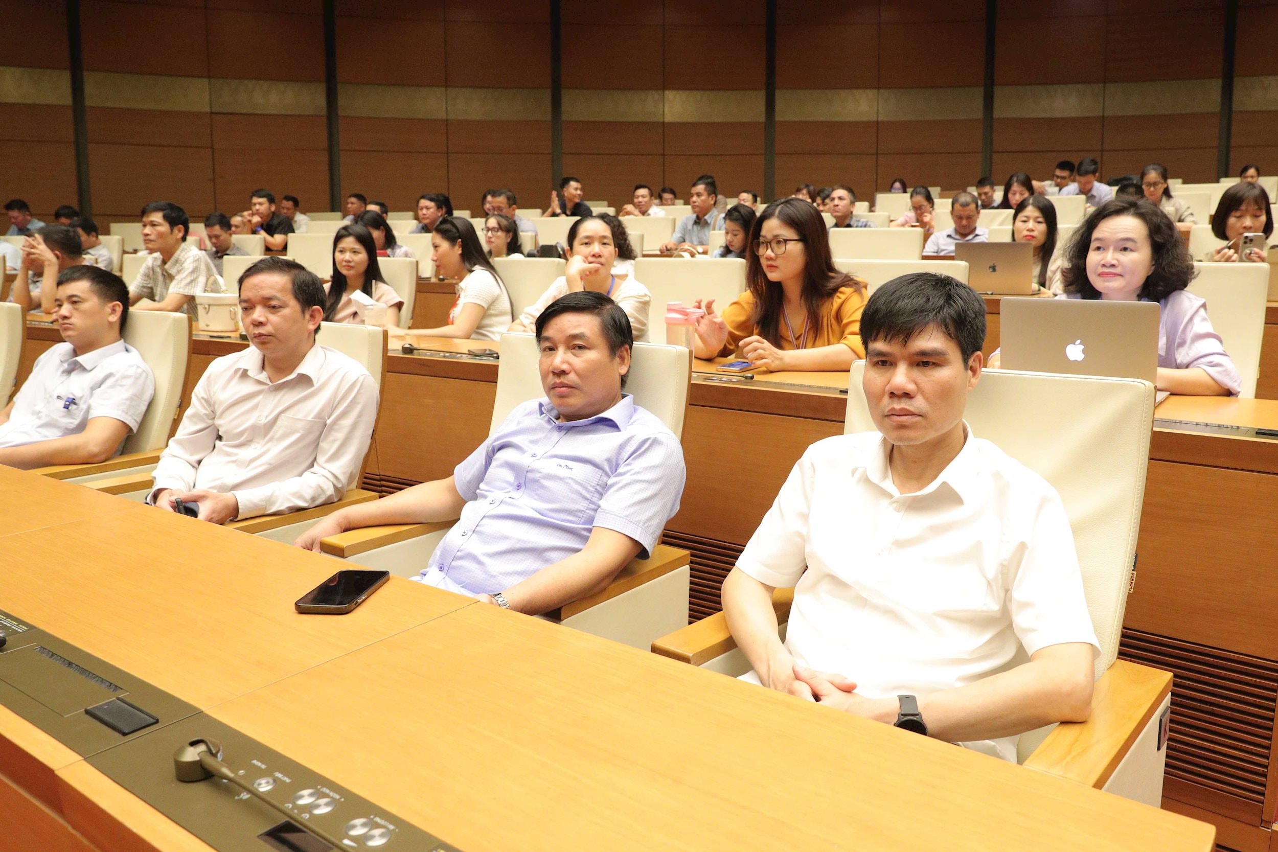 Các đại biểu dự 2