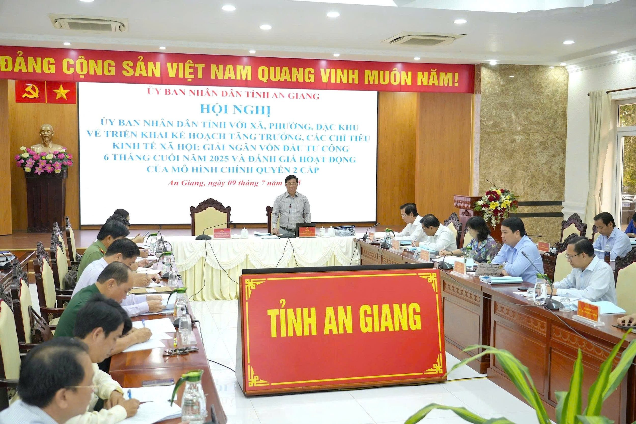 Hoi nghi