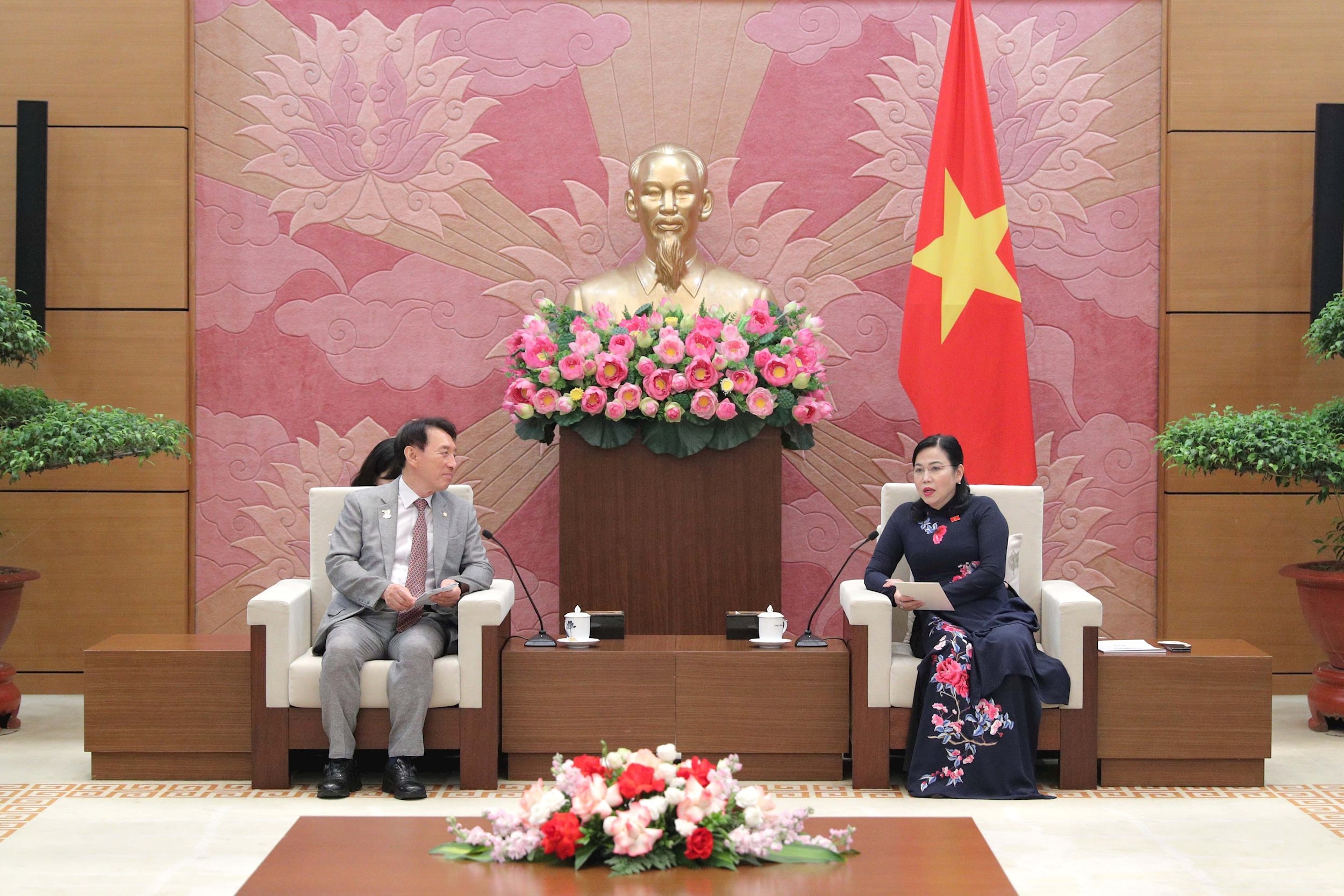 Chủ nhiệm Ủy ban Công tác đại biểu Nguyễn Thanh Hải tiếp Chủ nhiệm Ủy ban Đối ngoại và Thống nhất, Quốc hội Hàn Quốc