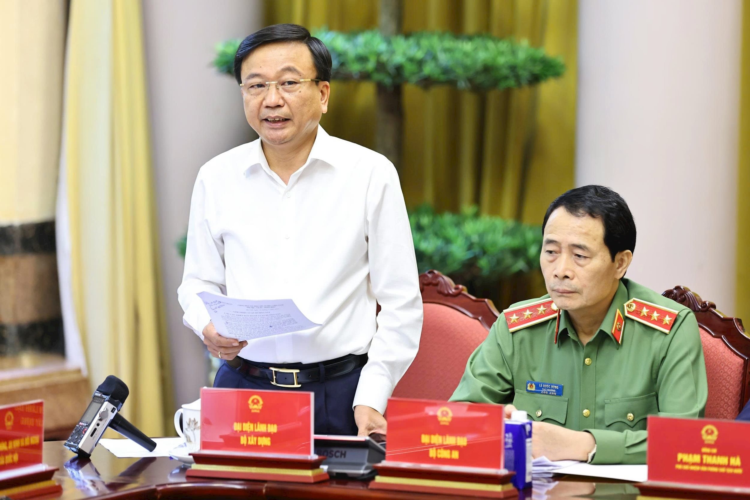 Thứ trưởng Bộ Xây dựng Nguyễn Danh Huy