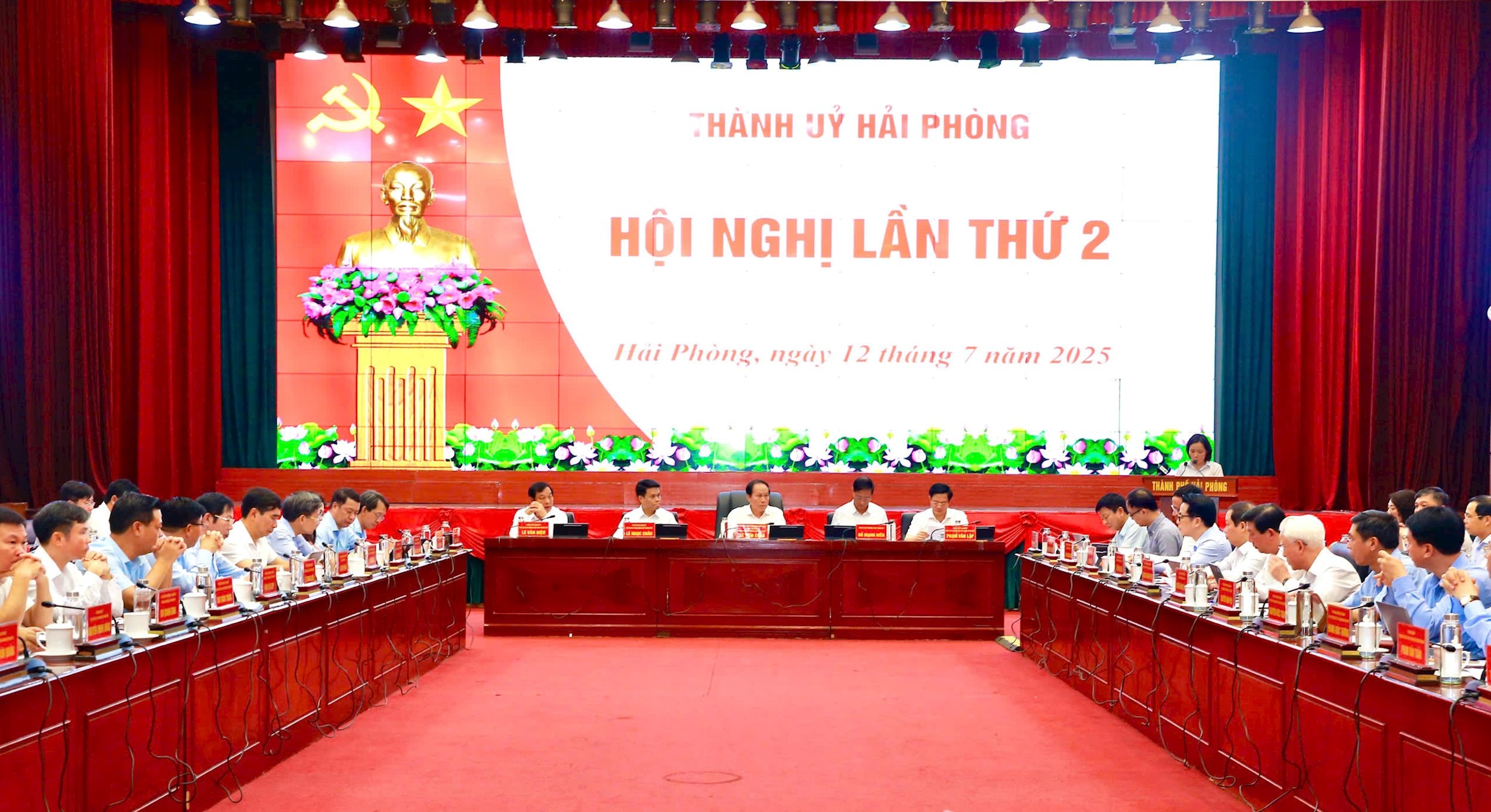 Toàn cảnh Hội nghị
