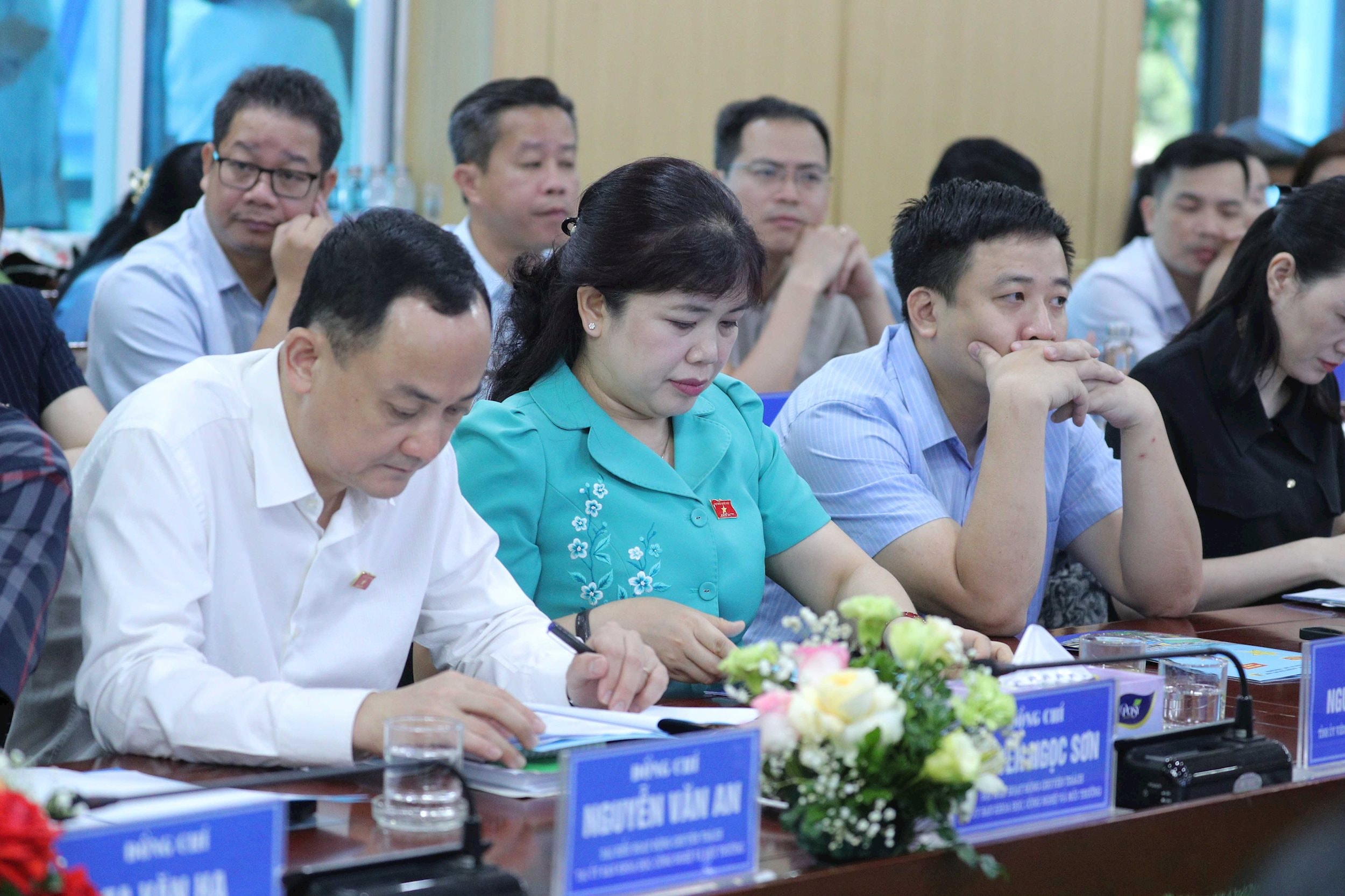 Các đại biểu dự 2