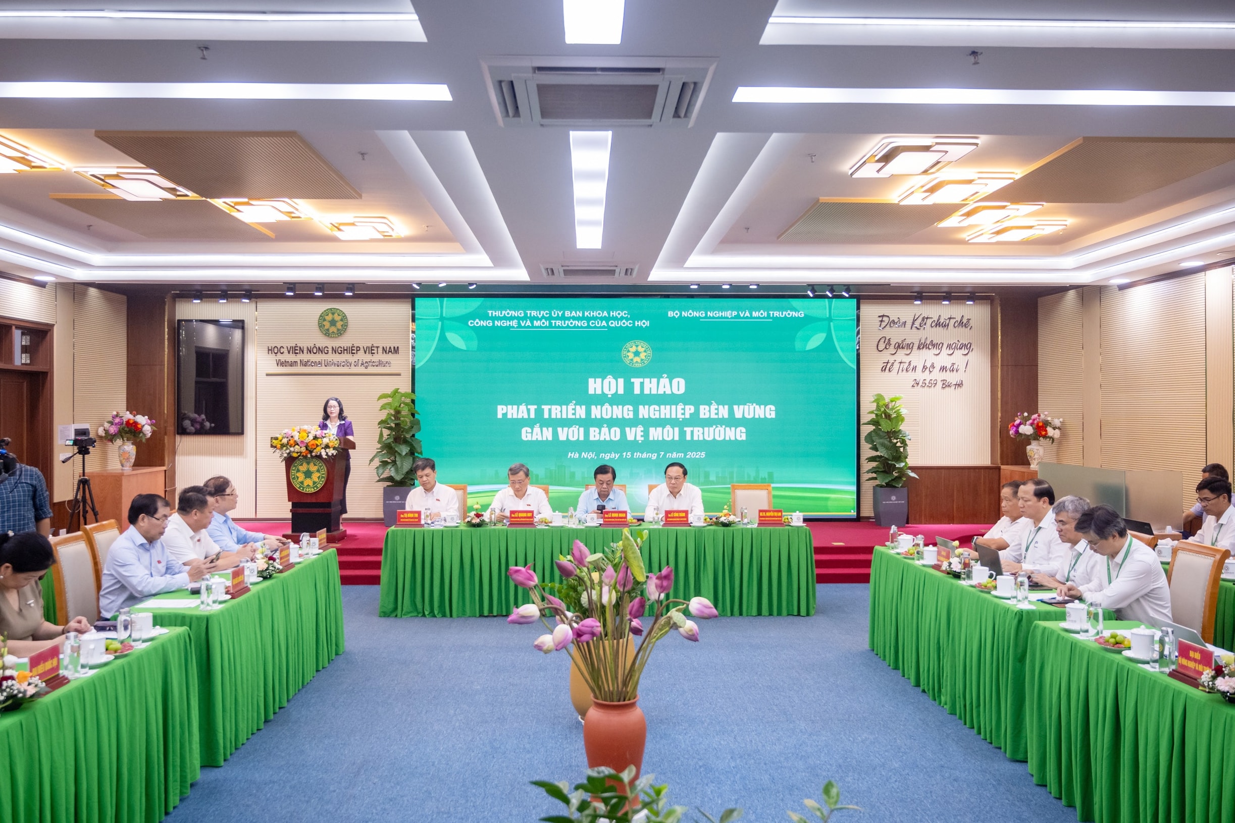 pctqh-le-minh-hoan2.jpg