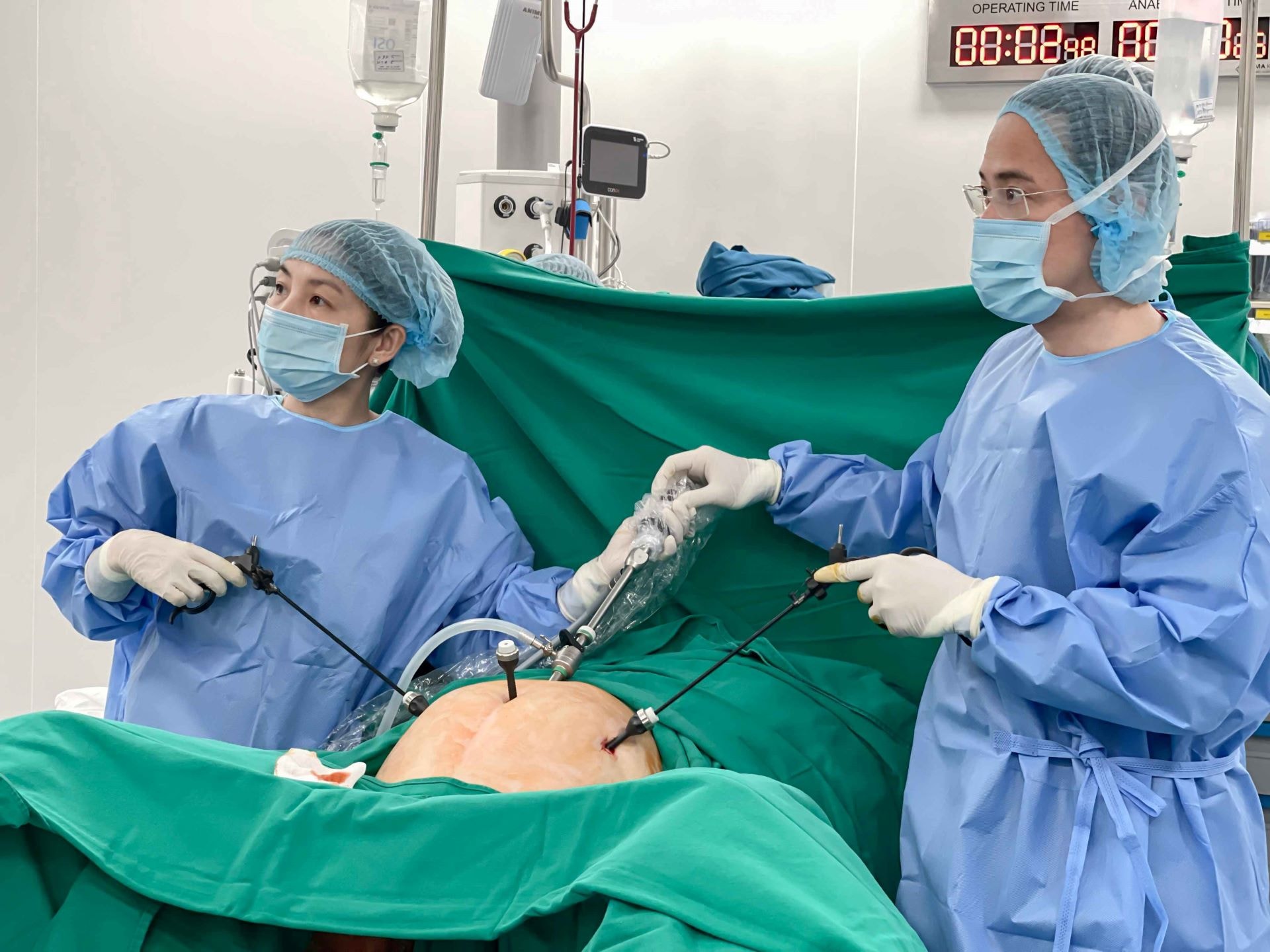 Anh 1