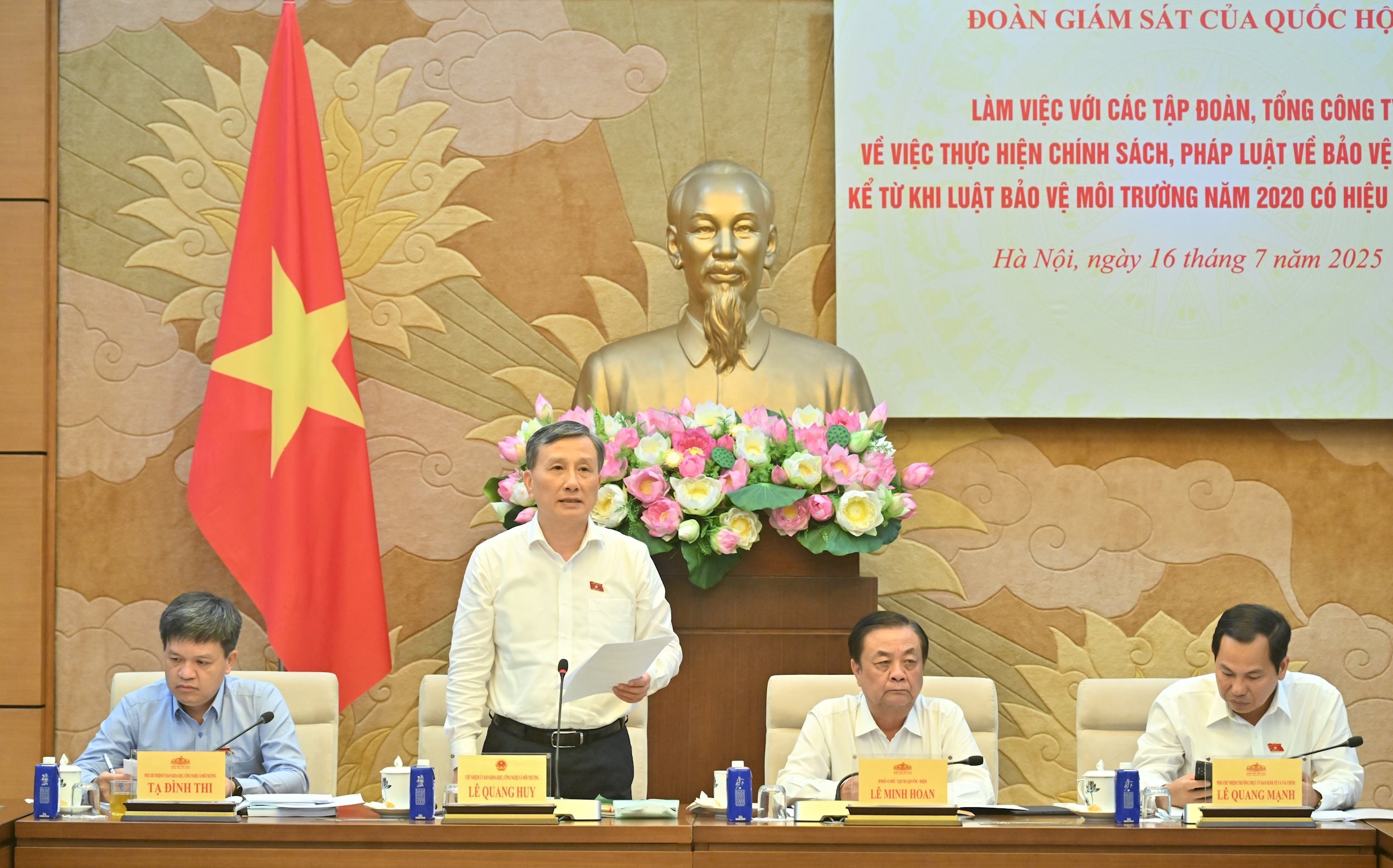 Chủ nhiệm Ủy ban Khoa học, Công nghệ và Môi trường Lê Quang HuyVQK_9719