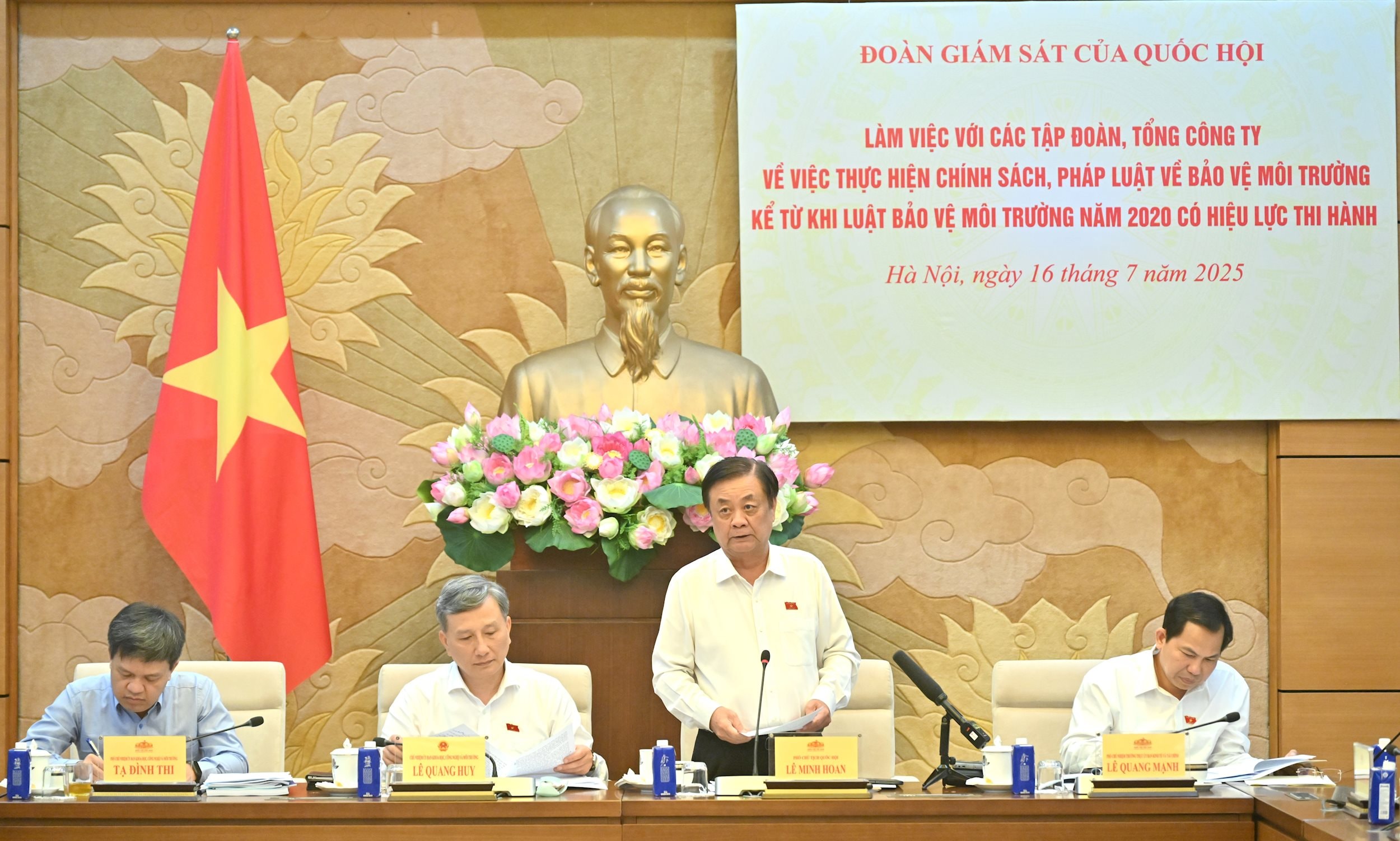 Phó Chủ tịch Quốc hội Lê Minh Hoan phát biểuVQK_9927