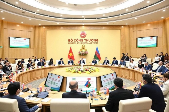 The third meeting of the Vietnam – Azerbaijan Intergovernmental Committee on Economic – Trade and Scientific – Technical Cooperation in Hanoi on July 17 (Photo: Ministry of Industry and Trade) vietnam-azerbaijan-identify-17-potential-cooperation-areas-1.jpg