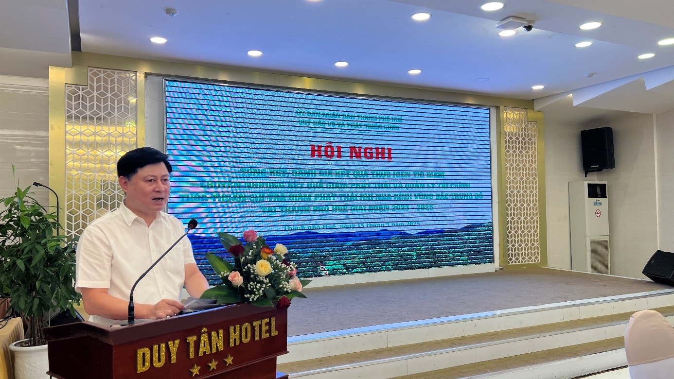 Ảnh 3- Ông Lê Văn Thanh – Phó giám đốc phụ trách Quỹ Bảo vệ và phát triển rừng Việt Nam phát biểu chỉ đạo tại hội nghị. Ảnh VNFF