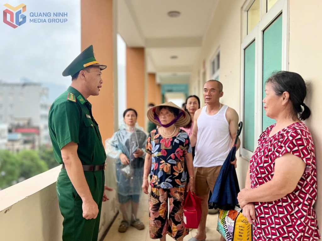 722725An toàn và chu đáo tại các điểm tránh trú bão cho người dân phải di dời khỏi khu vực nguy hiểm3