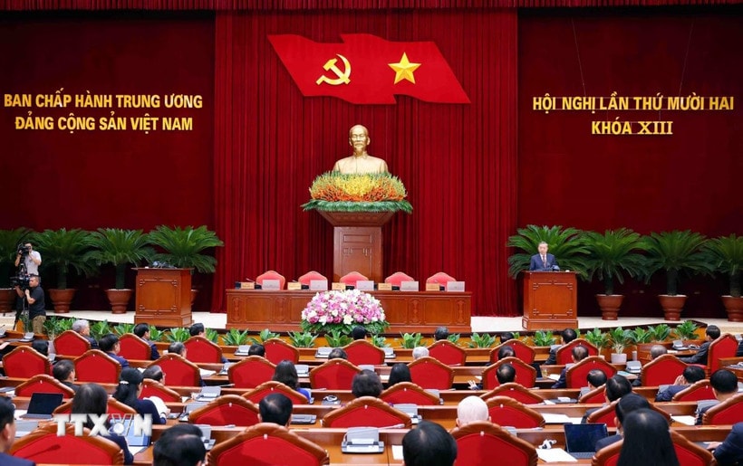 Tổng Bí thư Tô Lâm phát biểu bế mạc Hội nghị lần thứ mười hai Ban Chấp hành Trung ương Đảng khóa XIII. (Ảnh: Phạm Kiên/TTXVN)