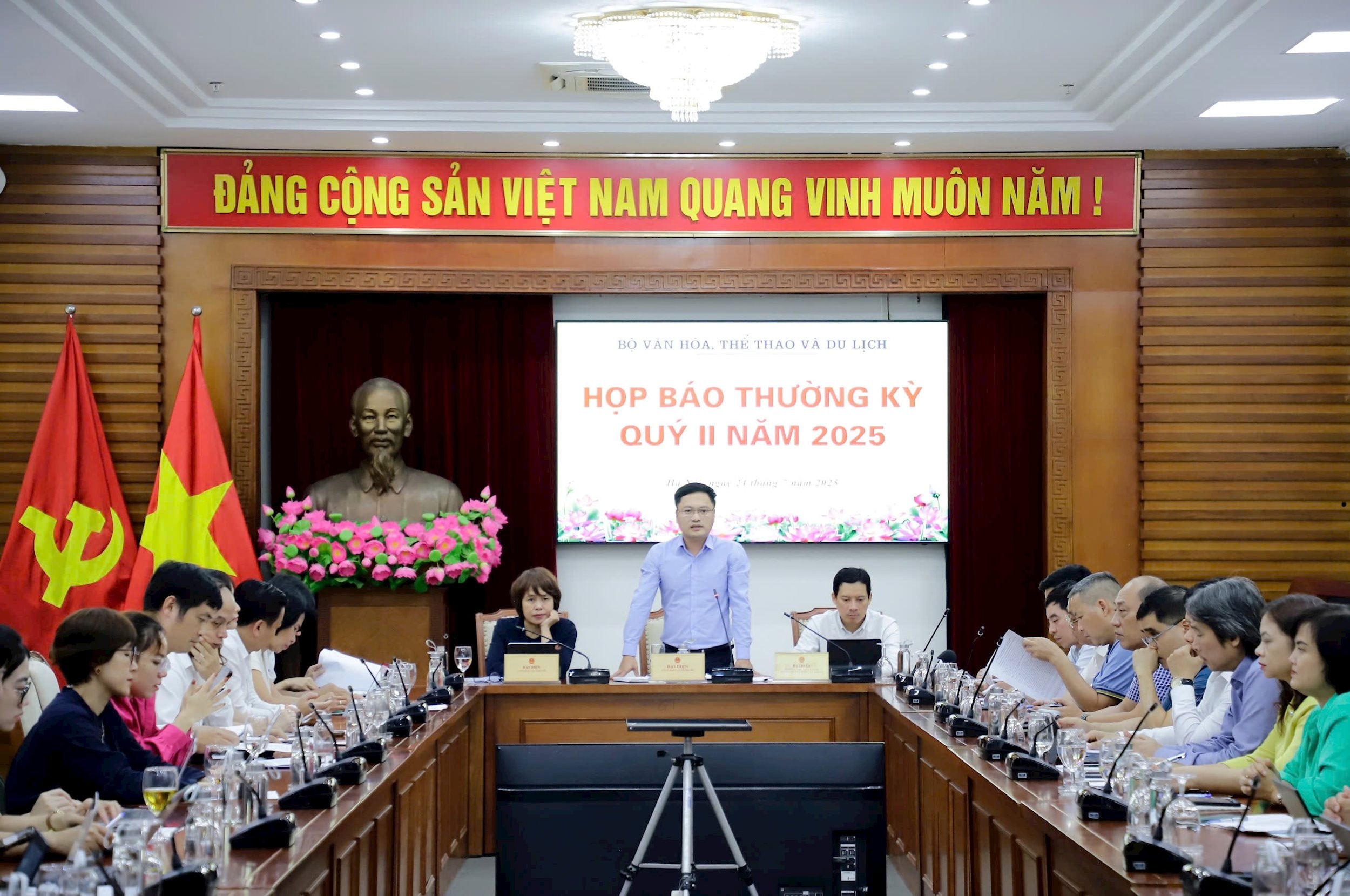 hop bao Bo Van hoa The thao va Du lich