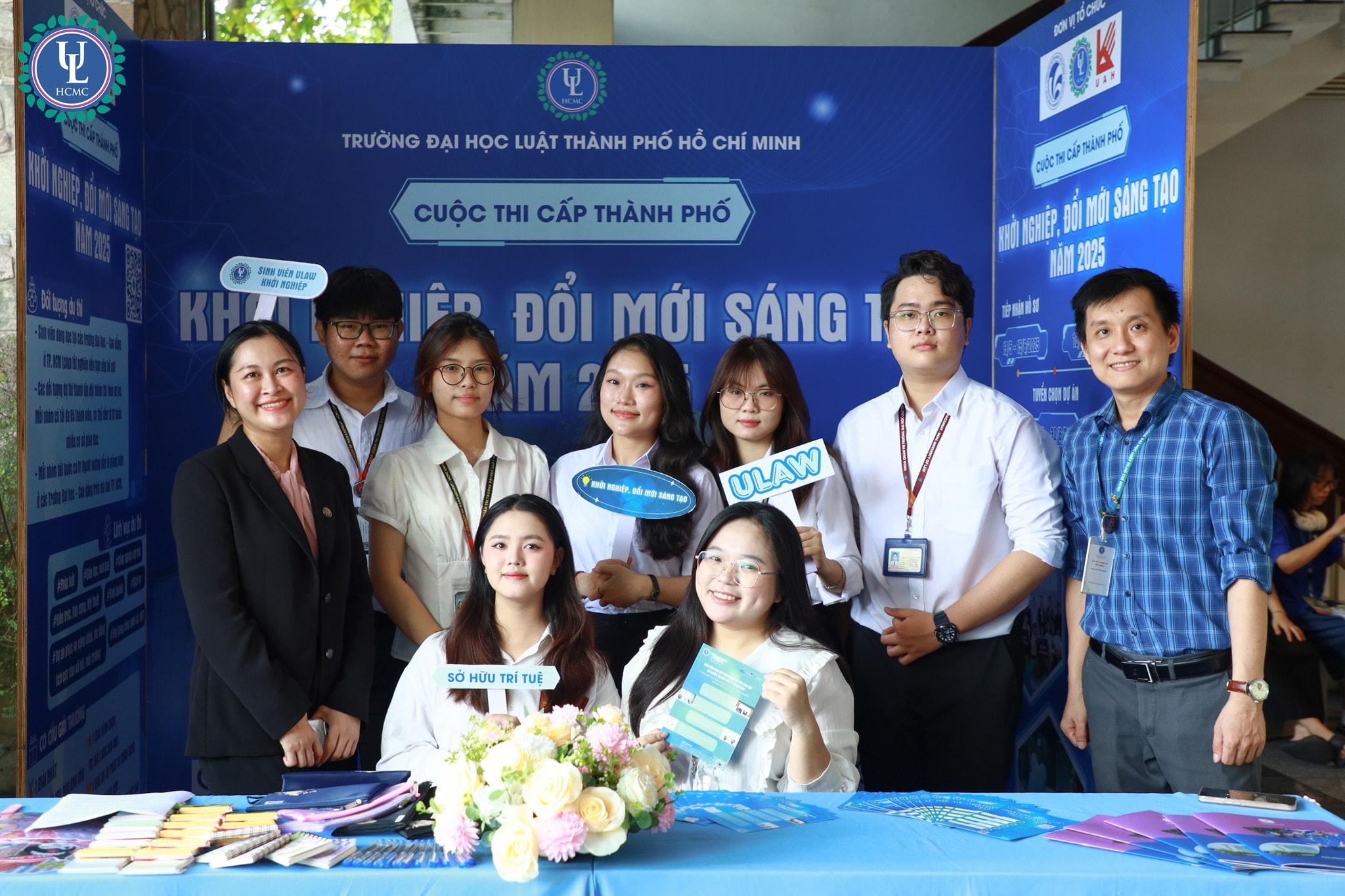  Điểm sàn của Trường Đại học Luật TP. Hồ Chí Minh dao động từ 16 - 22 điểm. Ảnh: FBNT