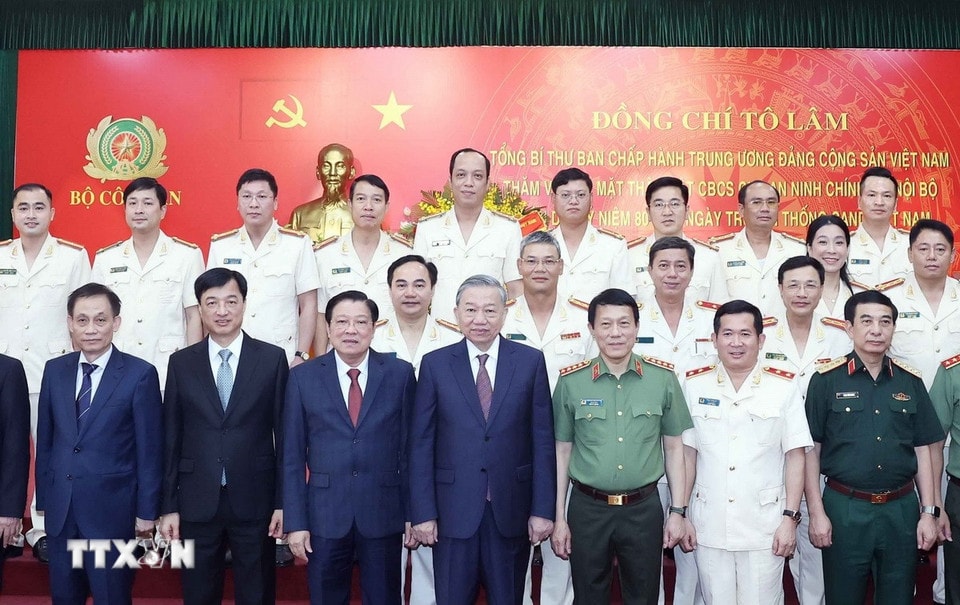 Tổng Bí thư Tô Lâm và các đại biểu. Ảnh: Thống Nhất/TTXVN
