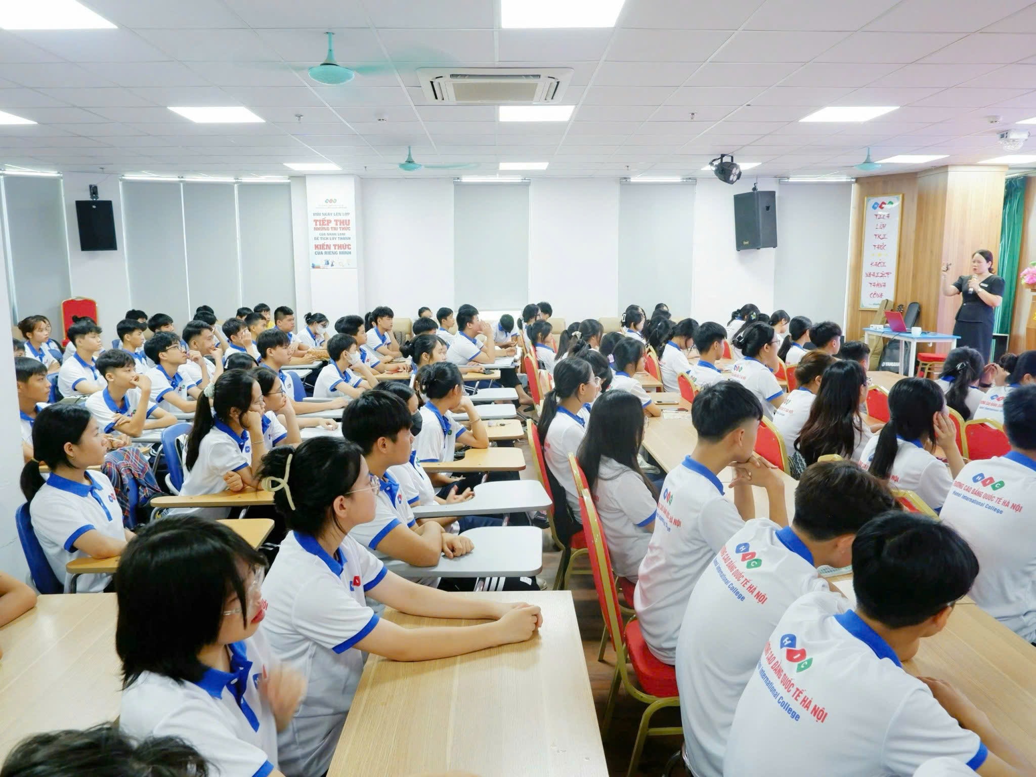z6855247428361_086187fc8f658862dc211a7617b11676.jpg