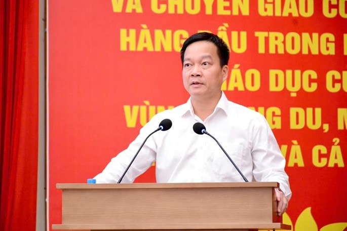 2-tn-.jpg