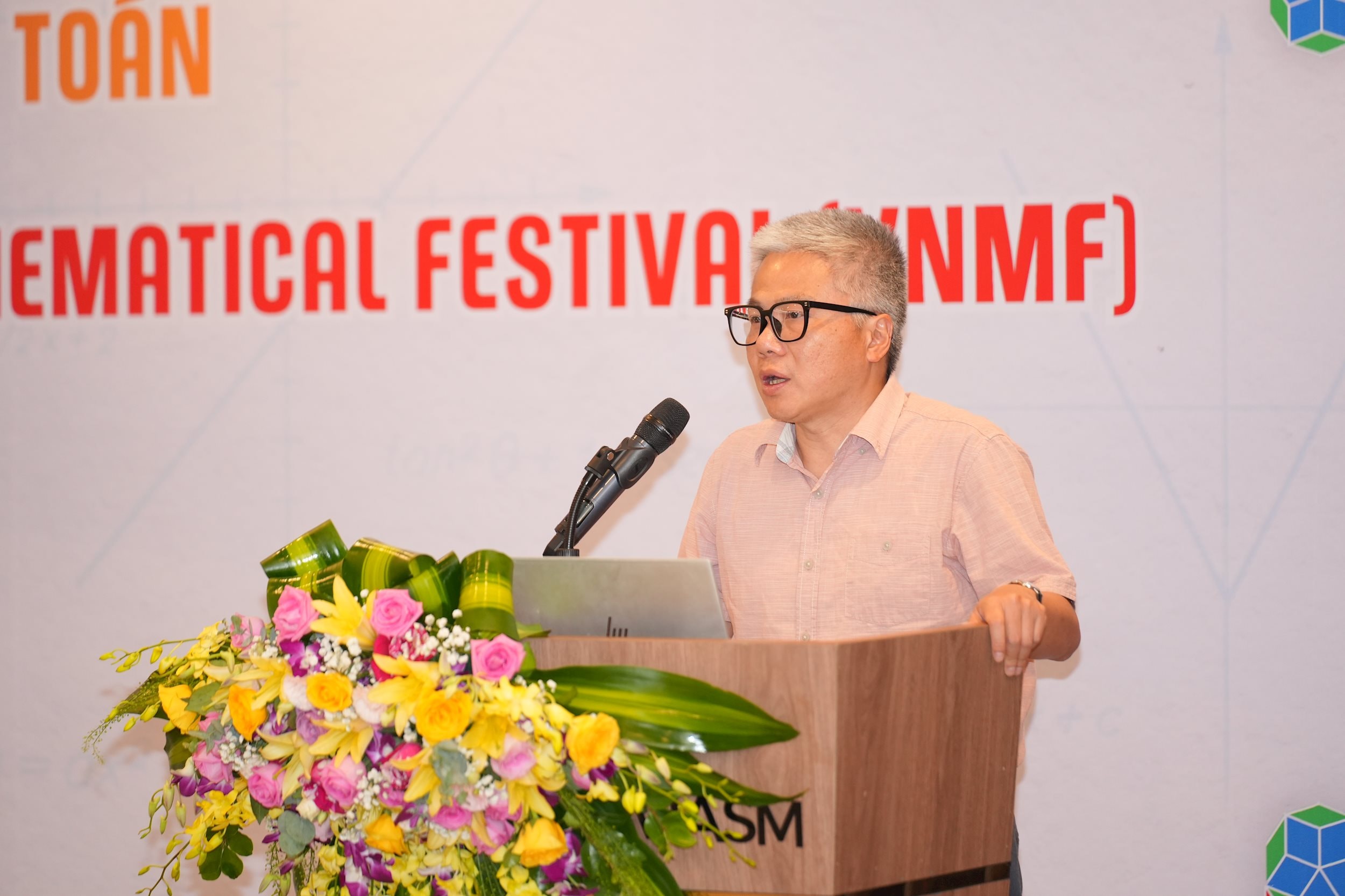 Giám đốc khoa học Viện Nghiên cứu cao cấp về Toán, GS. TSKH Ngô Bảo Châu. Ảnh: B