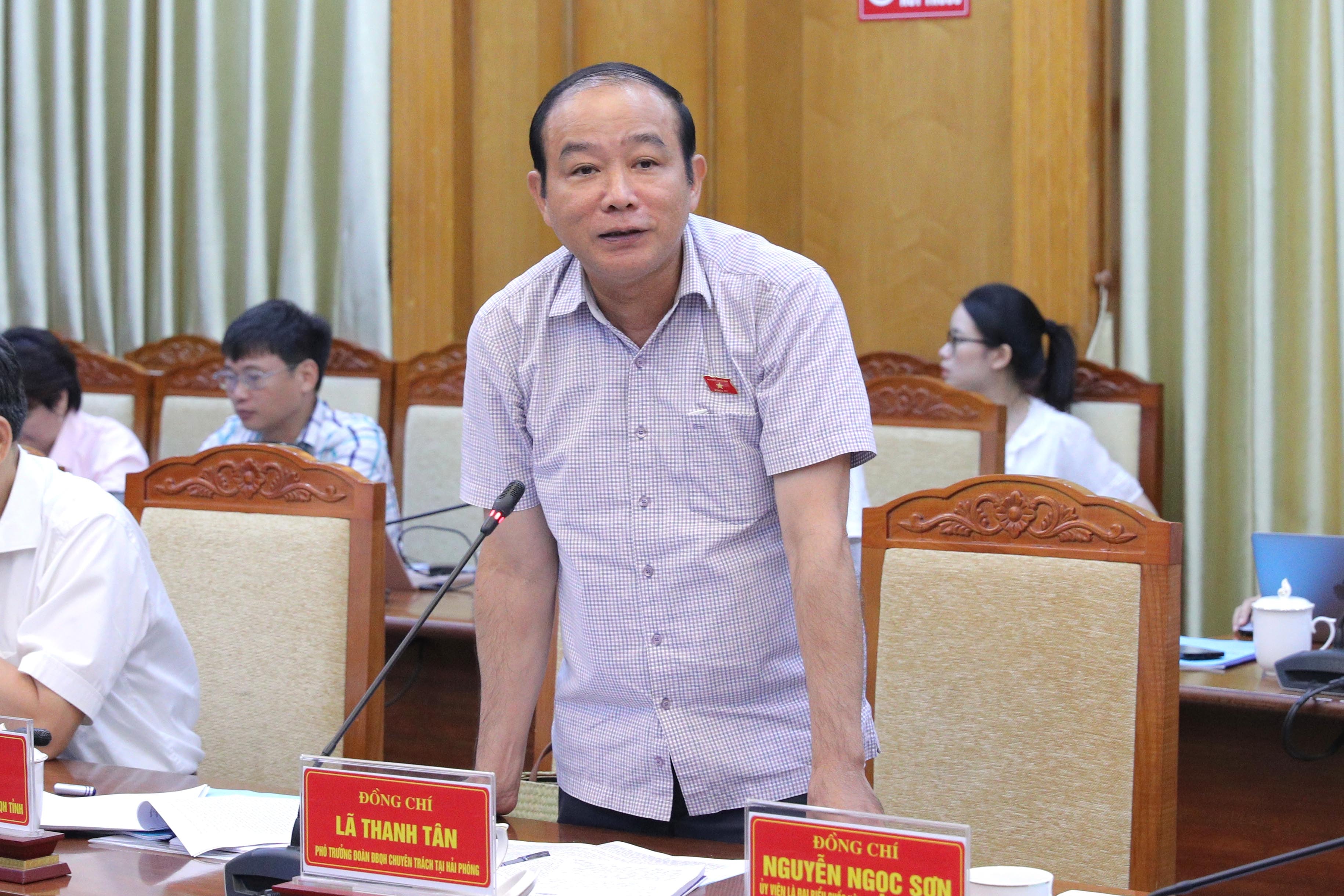 Đại biểu Lã Thanh Tân