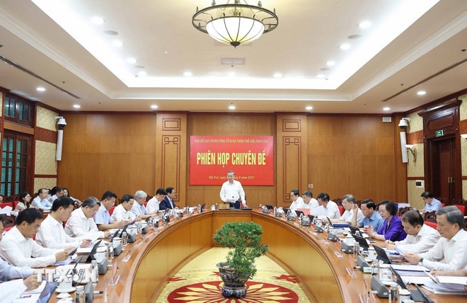 Tổng Bí thư Tô Lâm phát biểu. (Ảnh: Thống Nhất/TTXVN) ttxvn-tong-bi-thu-to-lam-chu-tri-phien-hop-chuyen-de-ban-chi-dao-trung-uong-ve-hoan-thien-the-che-phap-luat-8191885-3.jpg
