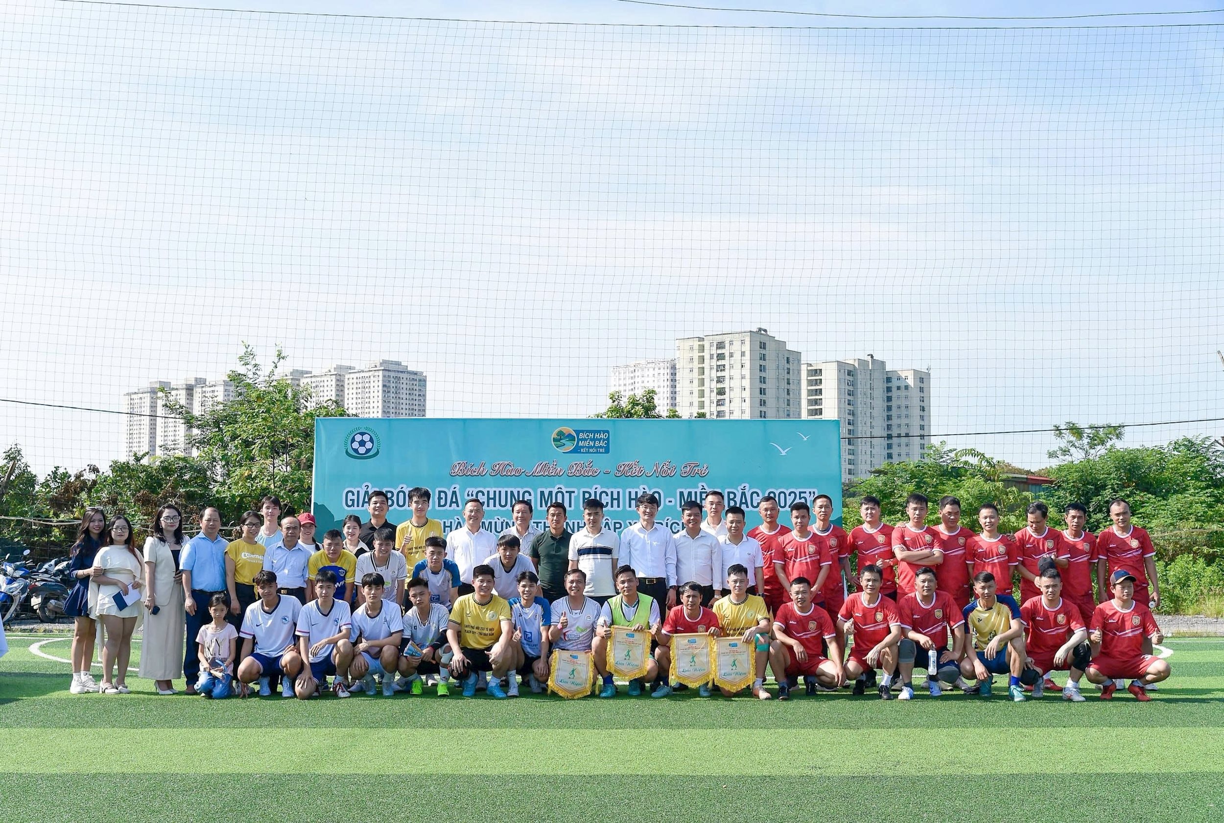 Lãnh đạo xã Bích Hào,