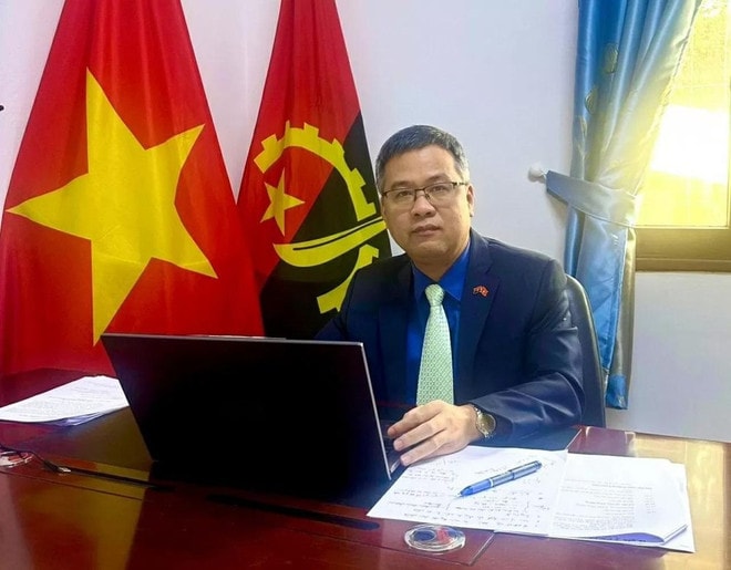 Vietnamese Ambassador to Angola Duong Chinh Chuc (Photo: Vietnamese Embassy in Angola) 3a116c26af6846361f79.jpg