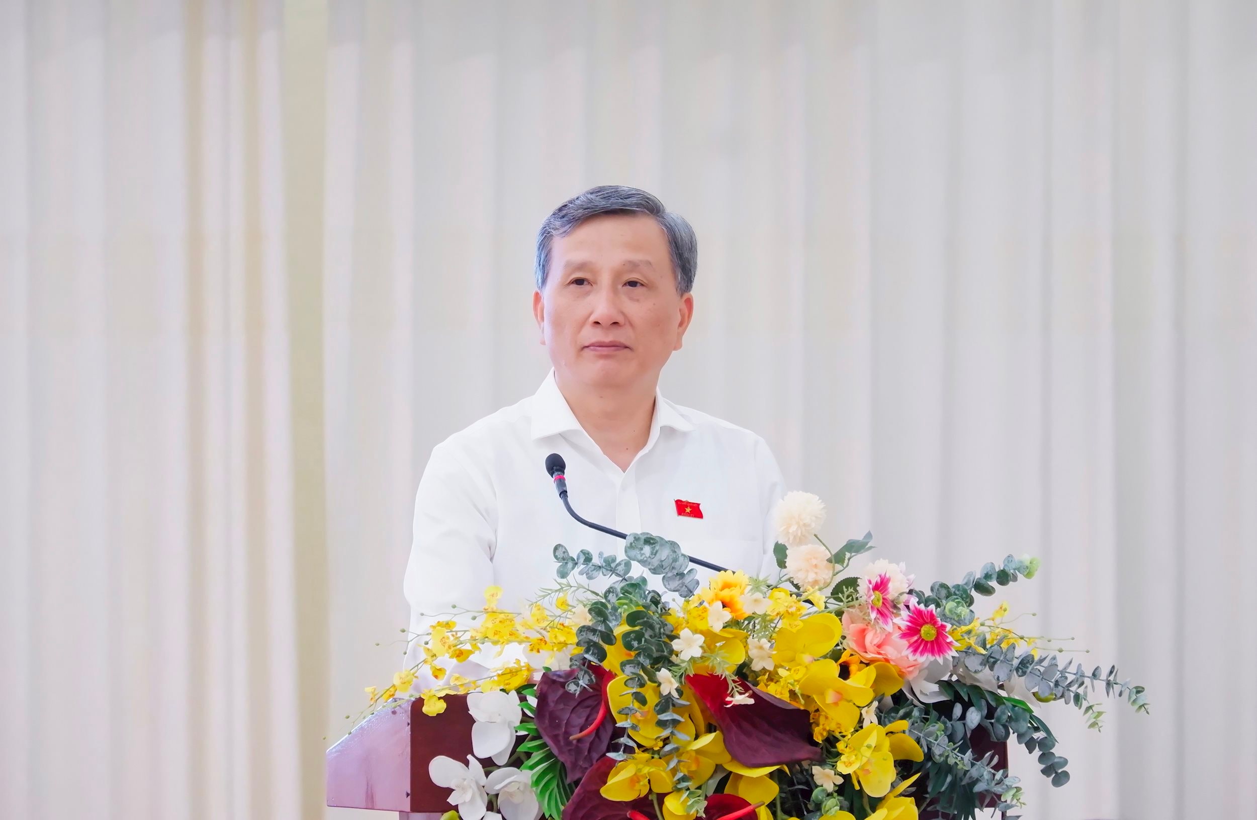Chủ nhiệm Ủy ban Khoa học, Công nghệ và Môi trường Lê Quang Huy phát biểu tại cuộc làm việc