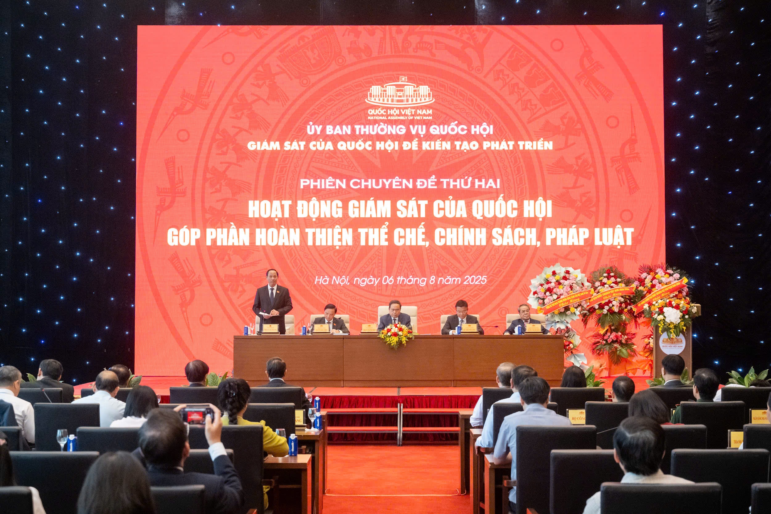 Phó Chủ tịch Quốc hội, Thượng tướng Trần Quang Phương điều hành Phiên chuyên đề thứ 2, Diễn đàn Hoạt động giám sát của Quốc hội