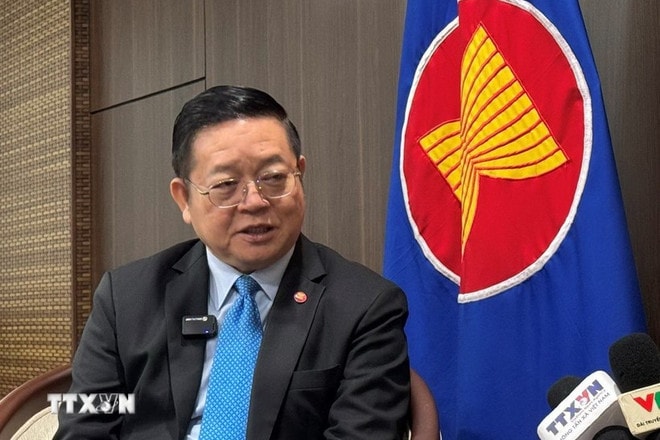 ASEAN Secretary-General Kao Kim Hourn grants an interview to the VNA. (Photo: VNA) thu-ky.jpg