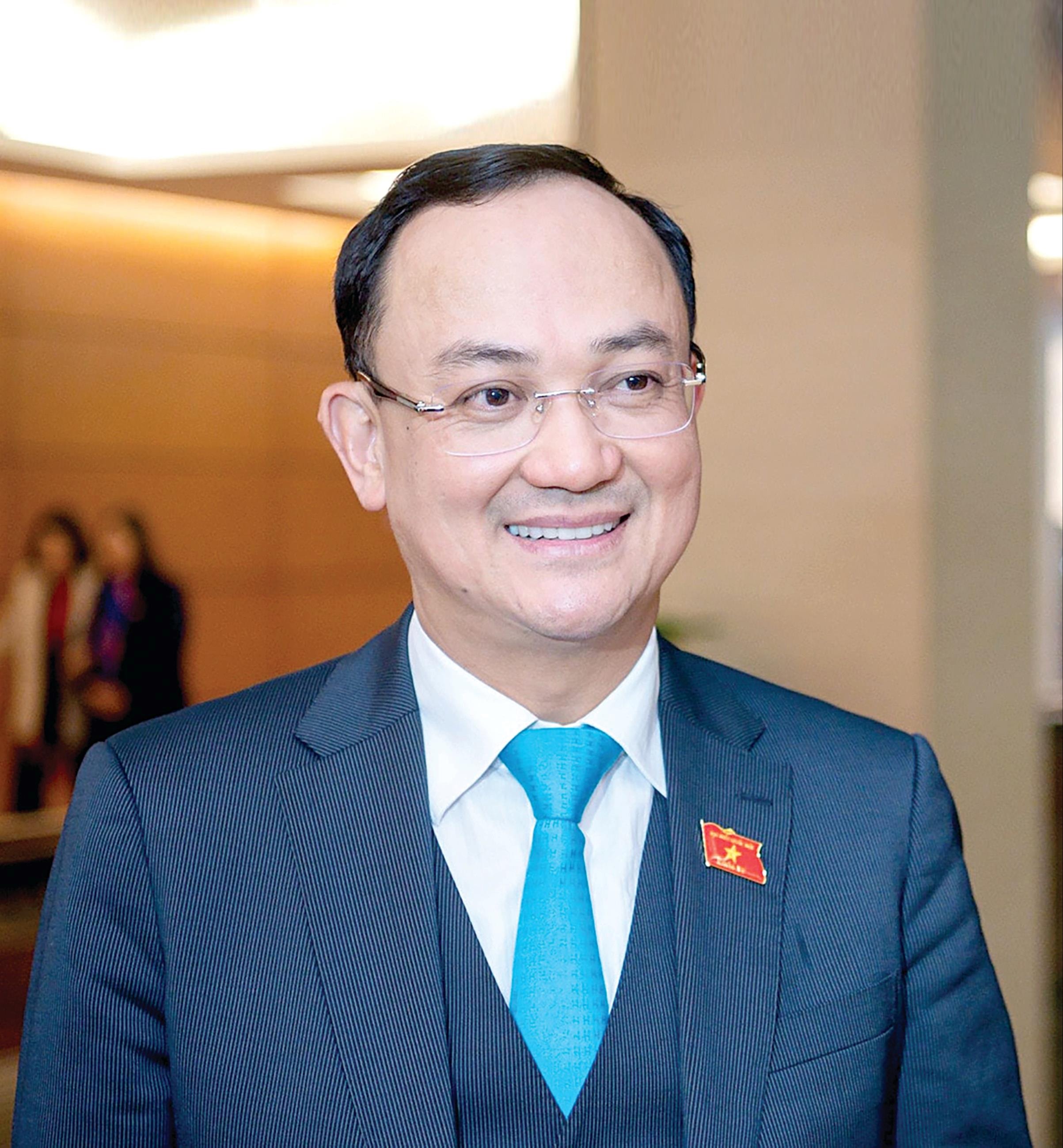 nguyen-ngoc-son-(1).jpg
