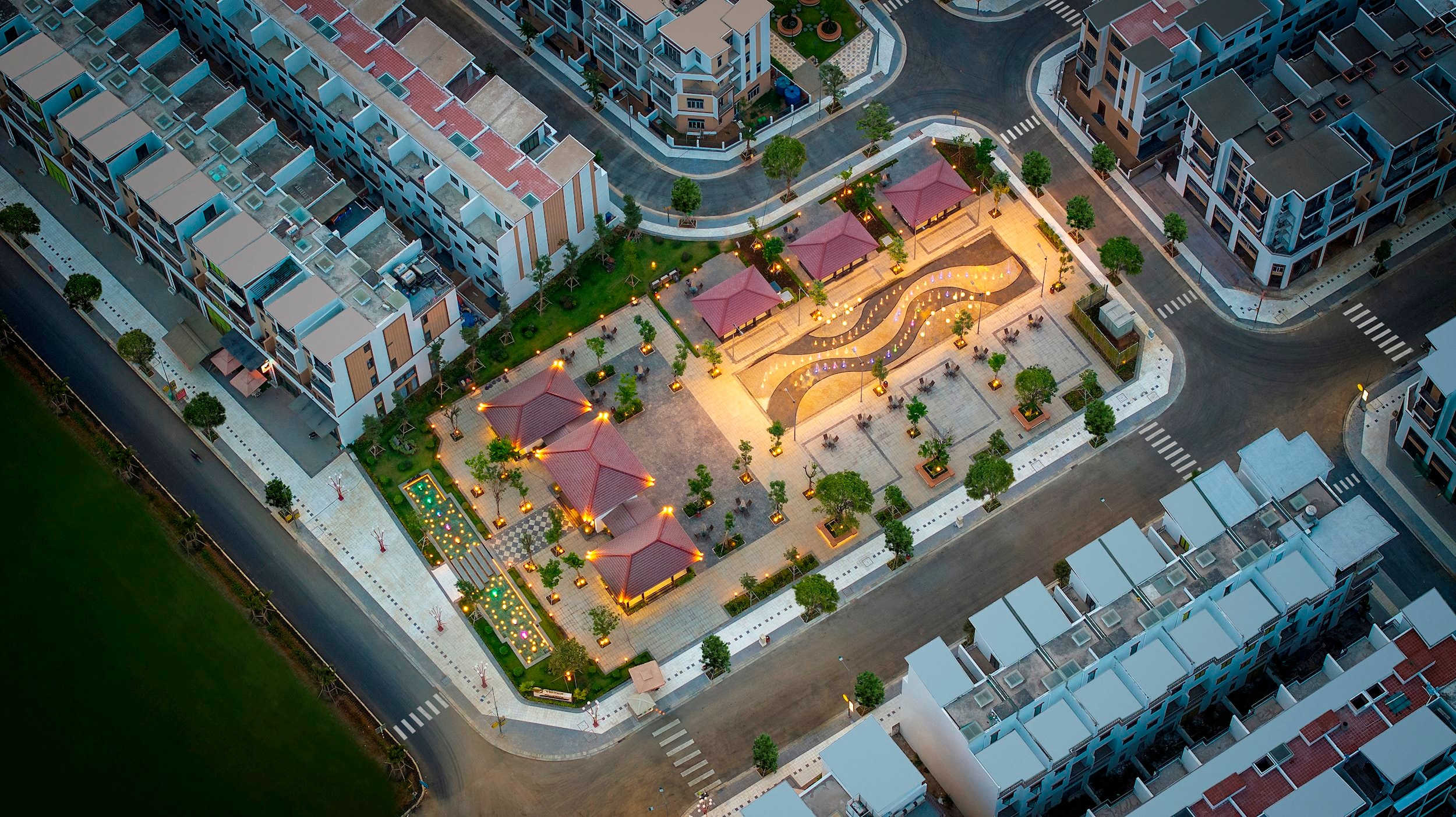 TP Thiên niên kỷ nhìn từ trên cao 2