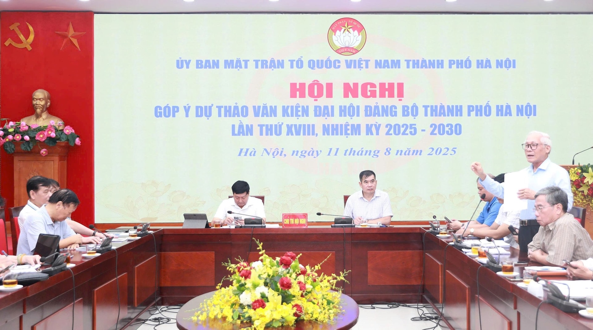 phat-bieu.jpg