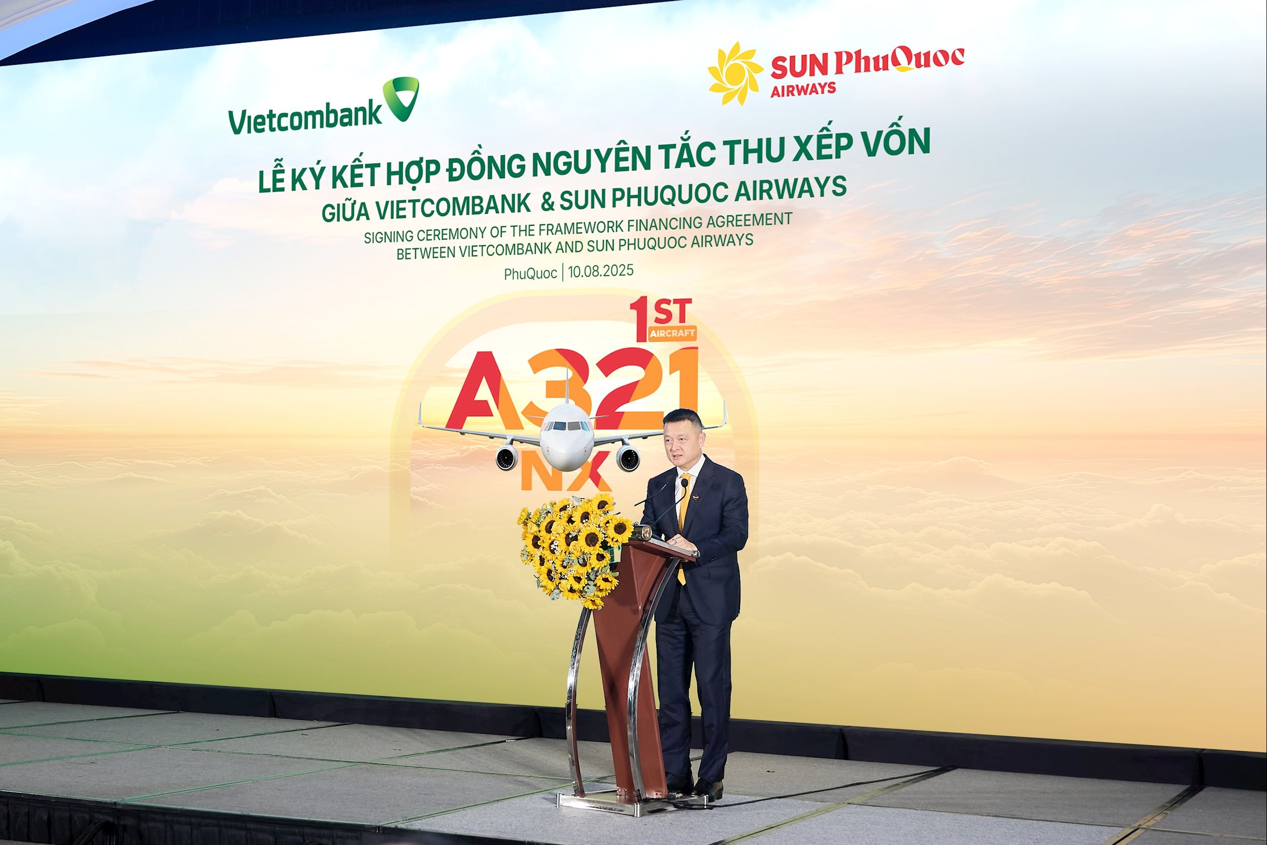 le-ky-ket-sun-phu-quoc-airways-vietcombank (1)