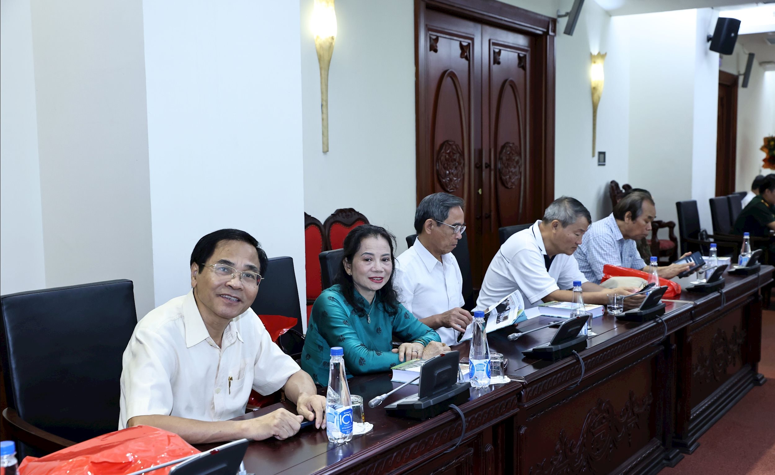 Các đại biểu tham dự Lễ ra mắt (4)