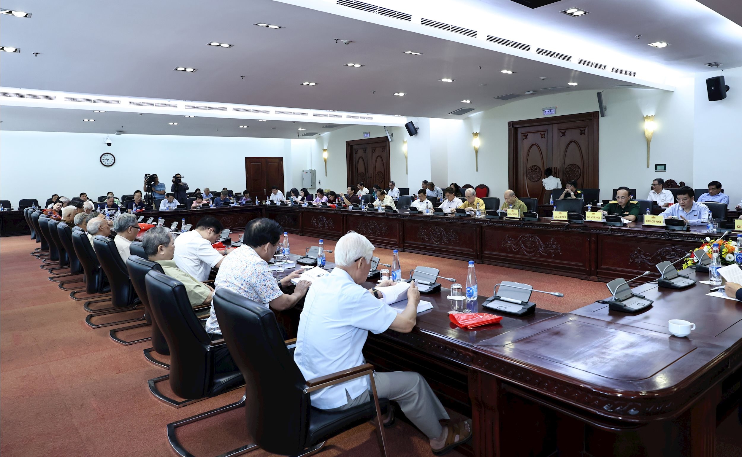 Các đại biểu tham dự Lễ ra mắt