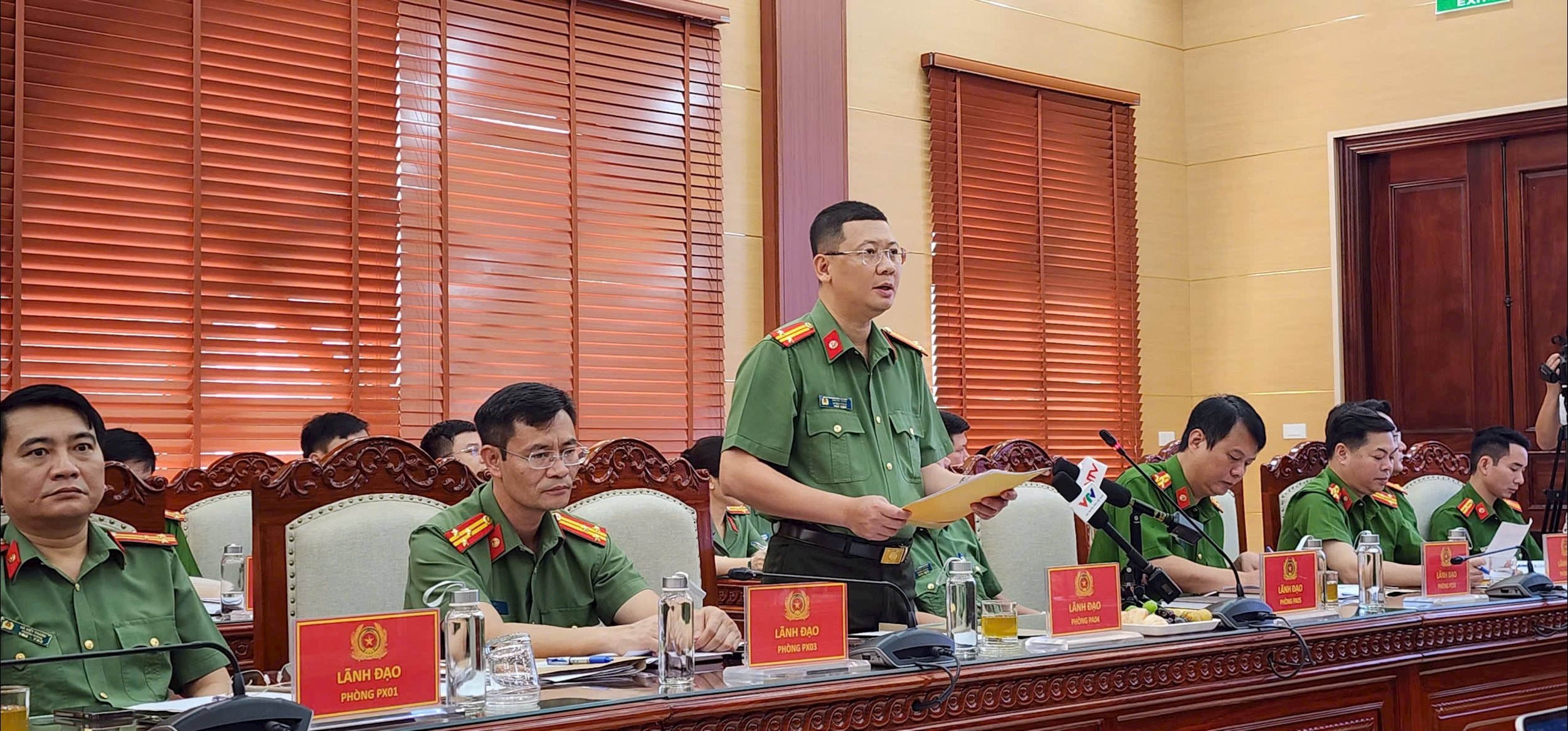 Trung tá Hoàng Tùng