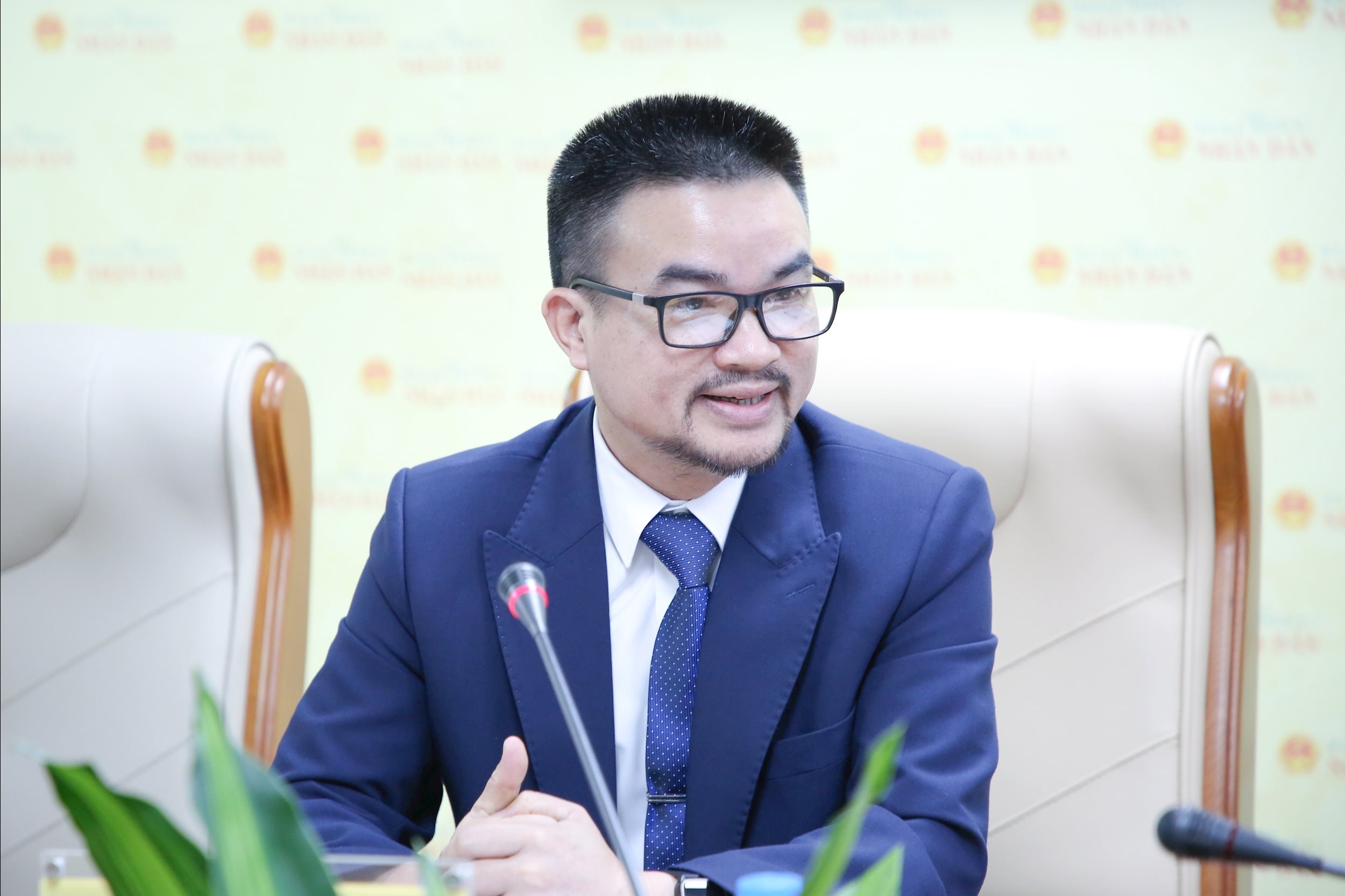 nguyen-van-khuong-4(1).jpg