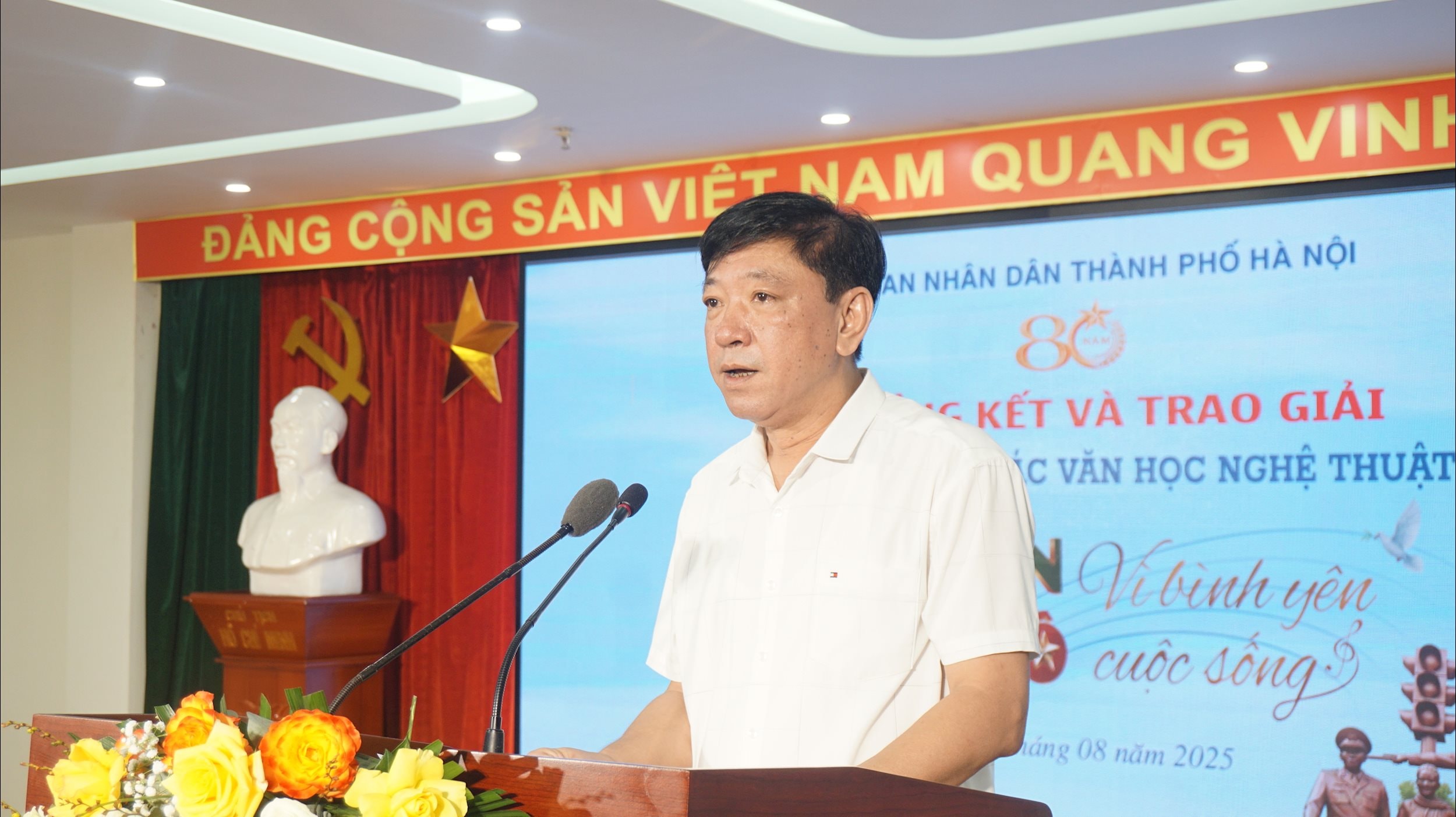 Giám đốc Trung tâm Văn hóa và Thư viện Hà Nội Trần Tuấn Anh phát biểu khai mạc Lễ tổng kết